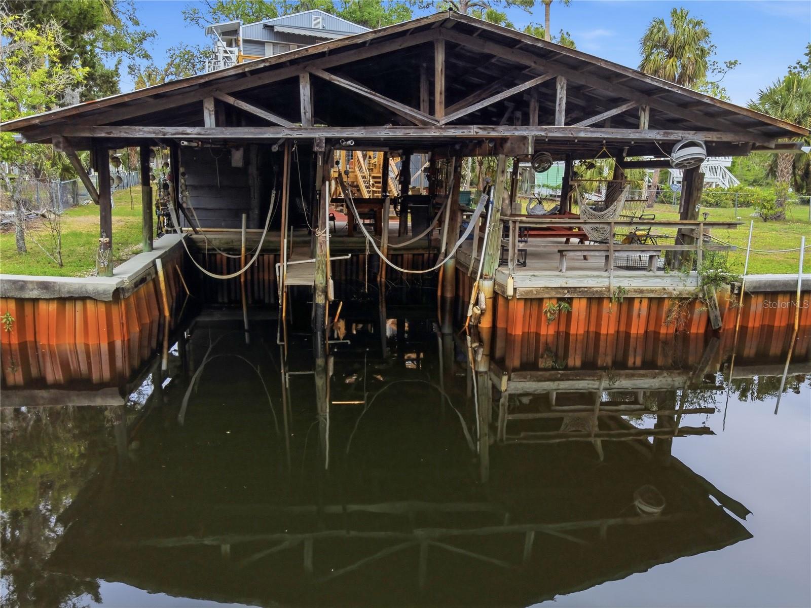 Image 13 of 89 For 547 205th Street