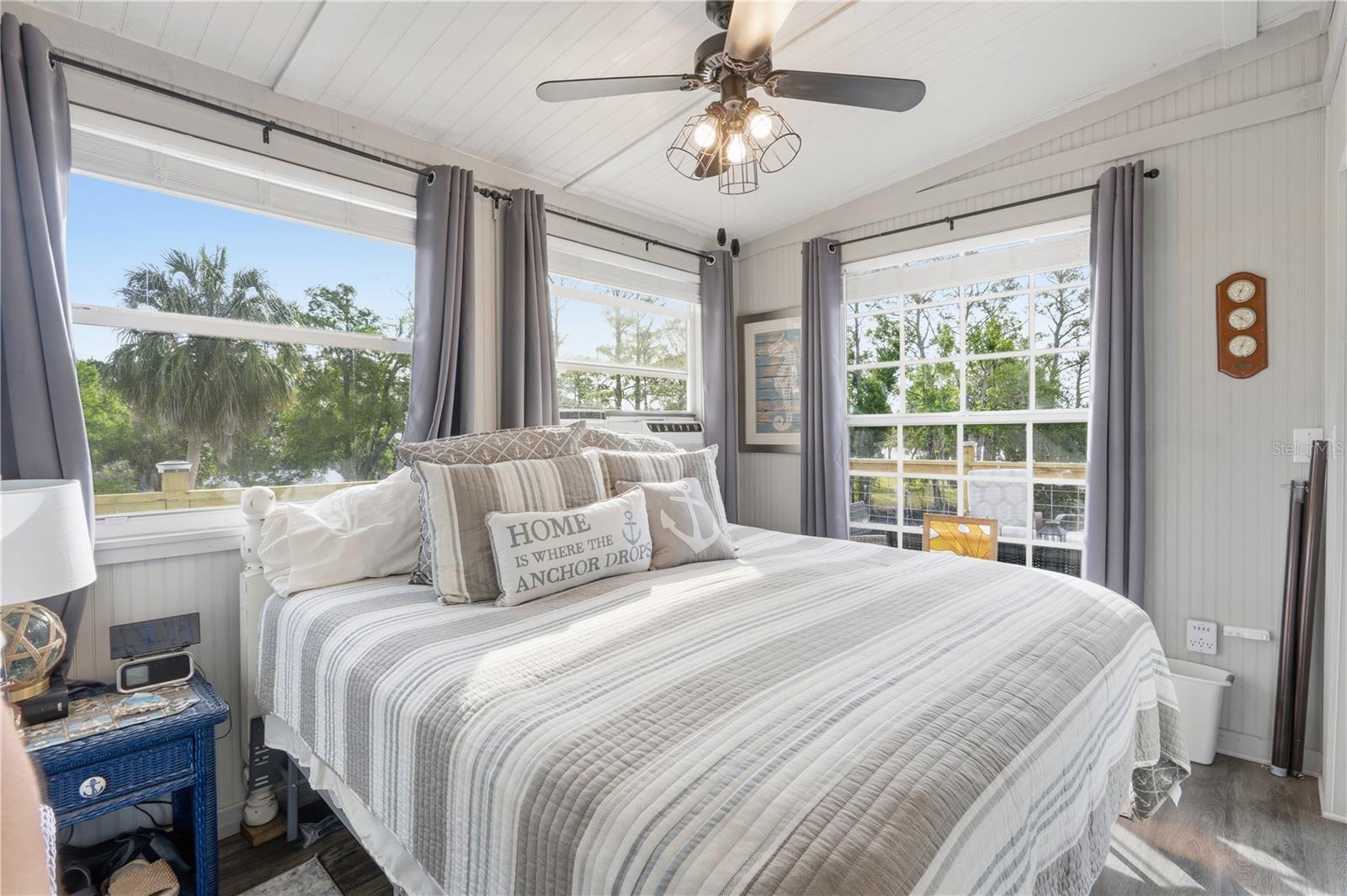 Image 26 of 89 For 547 205th Street