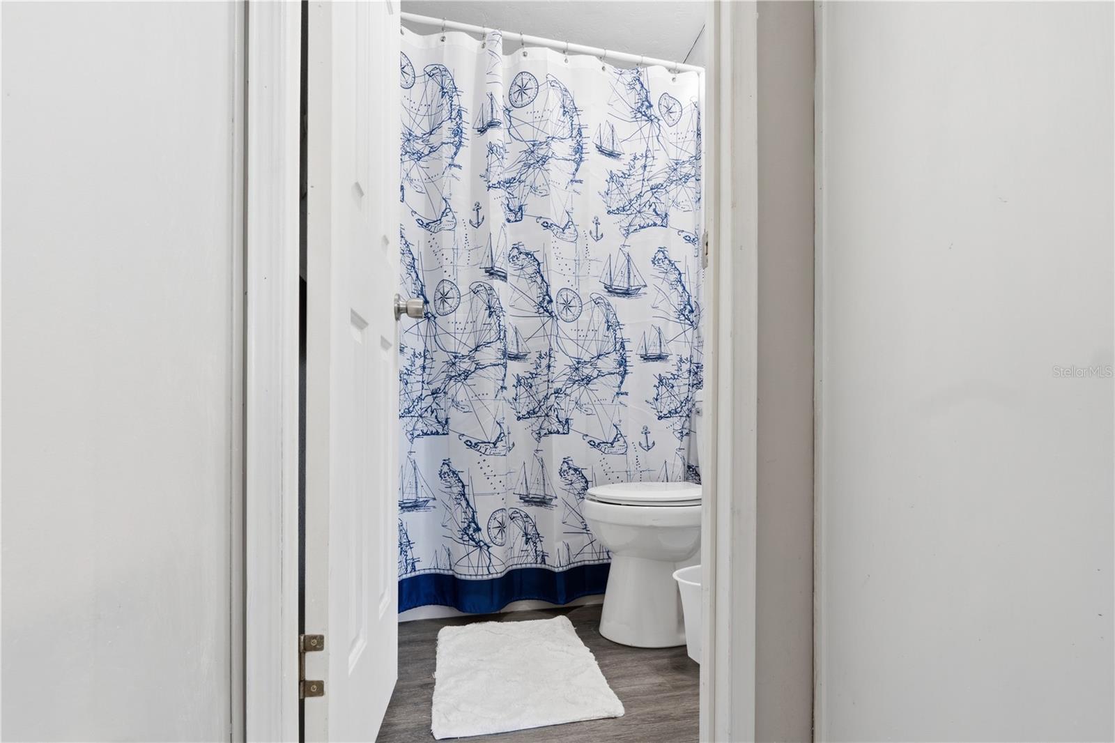 Image 31 of 89 For 547 205th Street