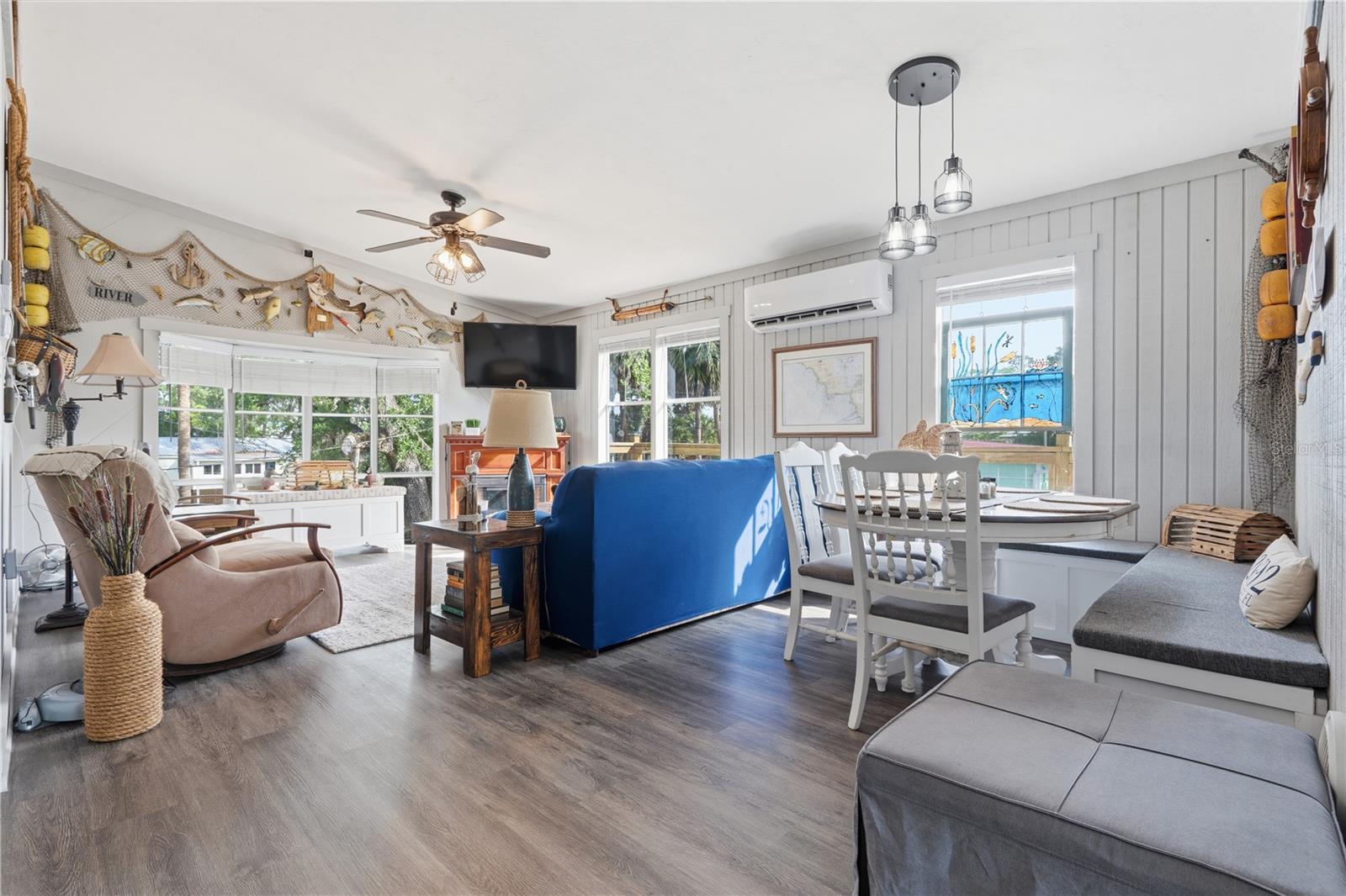 Image 33 of 89 For 547 205th Street