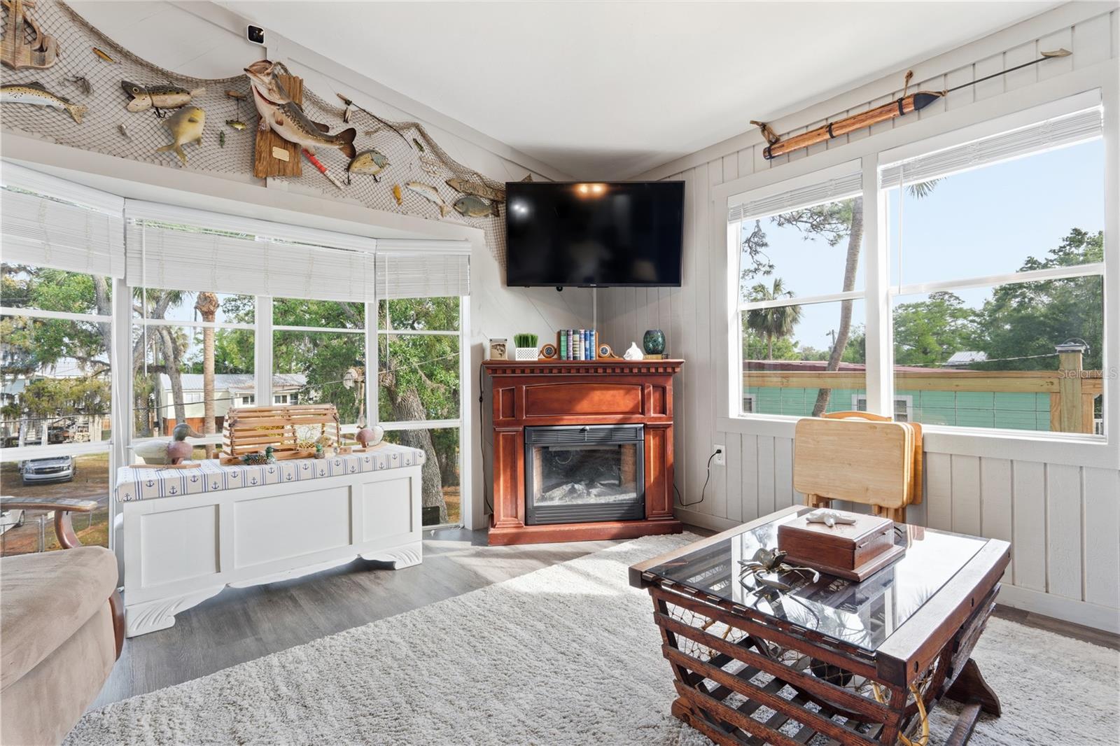 Image 40 of 89 For 547 205th Street