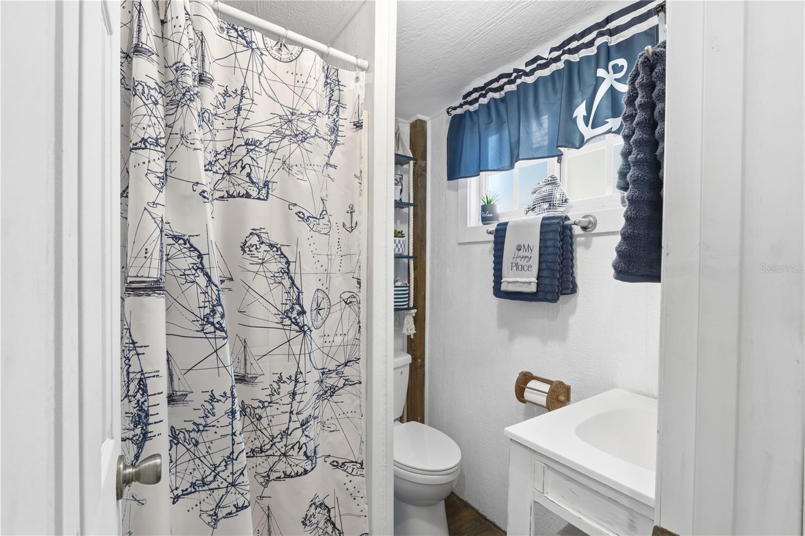 Image 49 of 89 For 547 205th Street