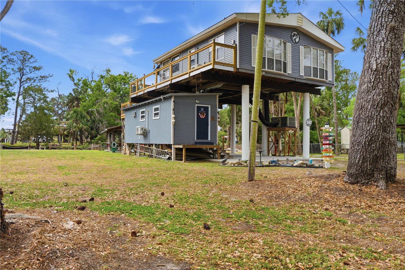 Image 61 of 89 For 547 205th Street