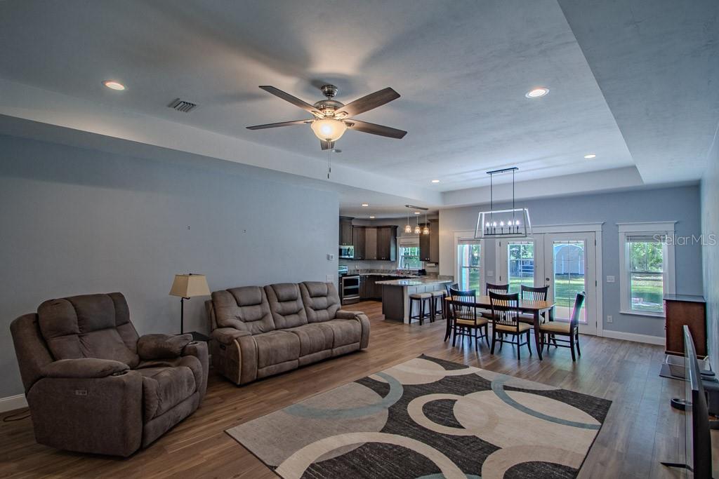 Image 10 of 22 For 109 Round House Court