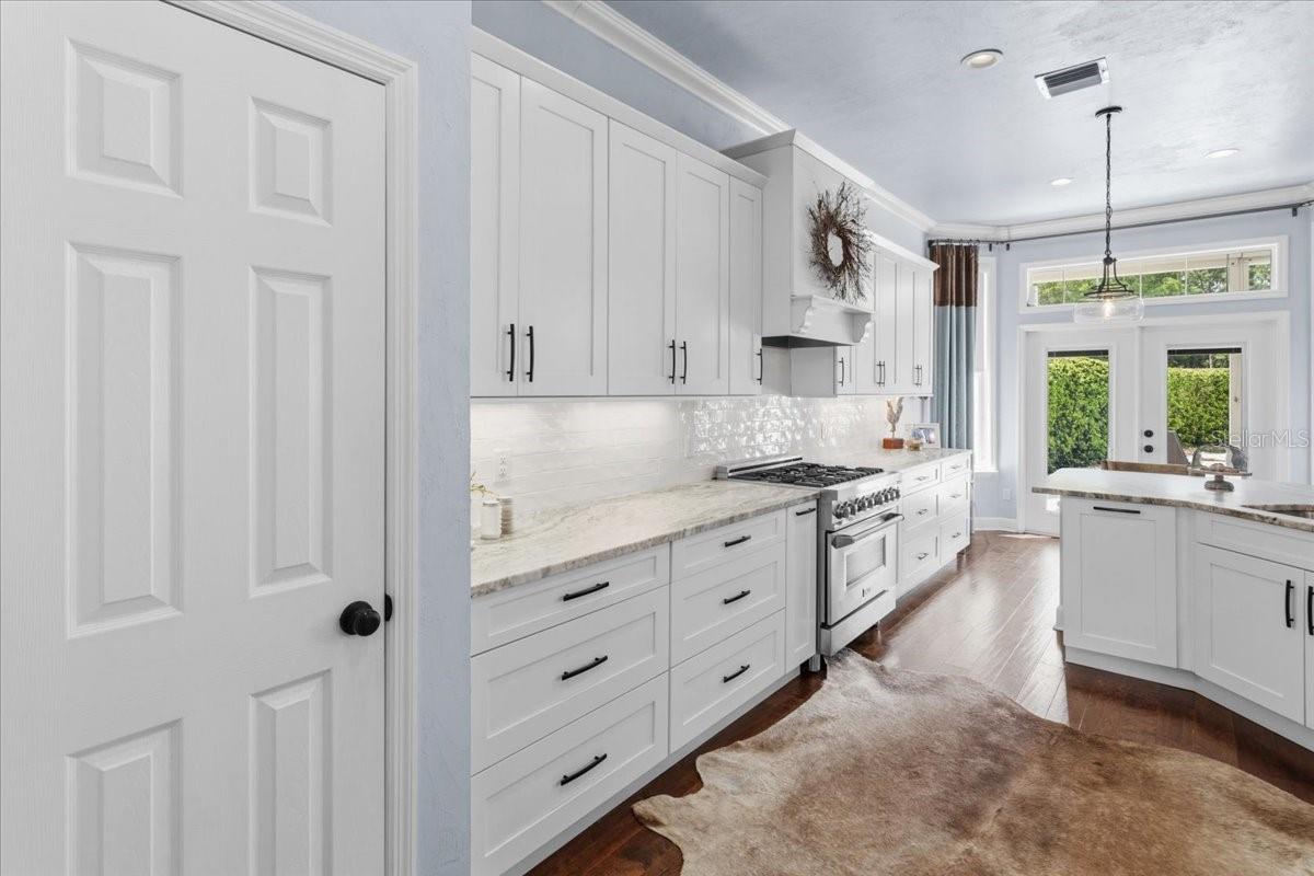 Image 24 of 79 For 20744 252nd Street