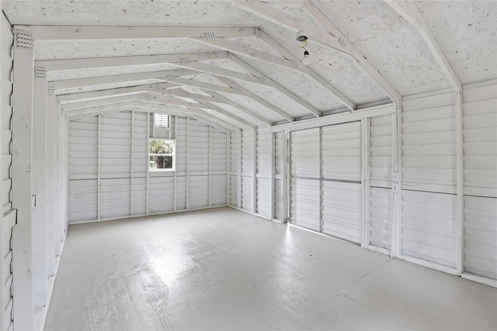 Image 35 of 50 For 19518 78th Avenue