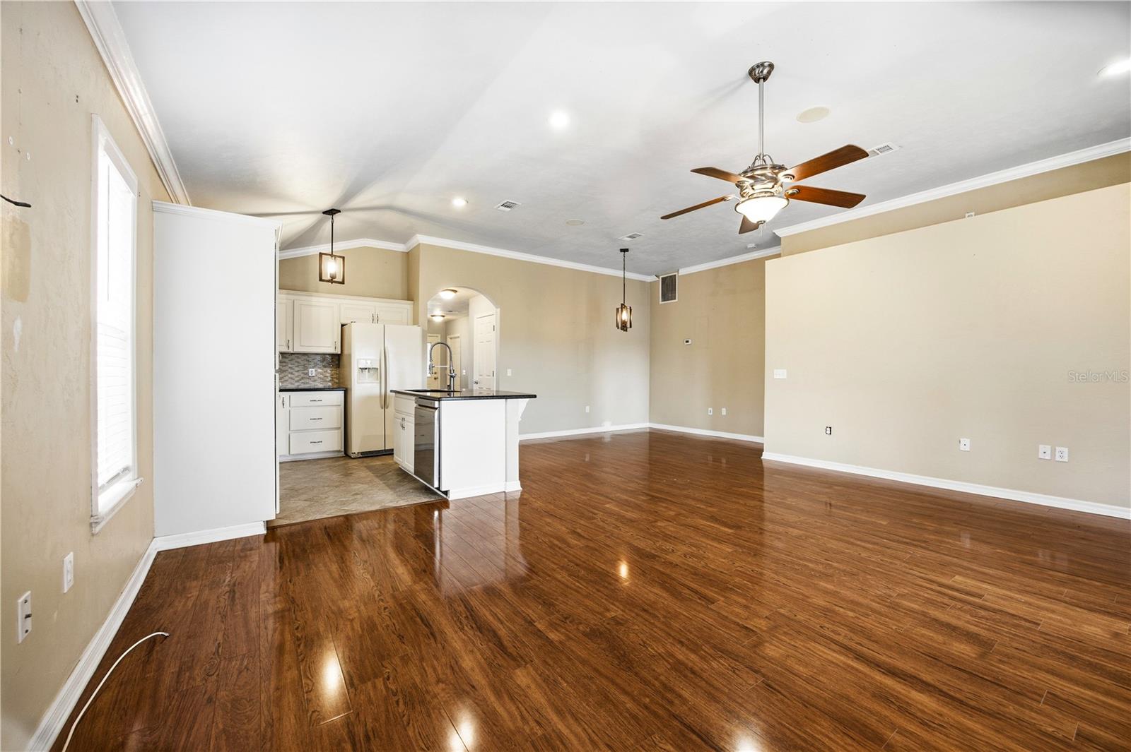 Image 16 of 41 For 25488 10th Avenue