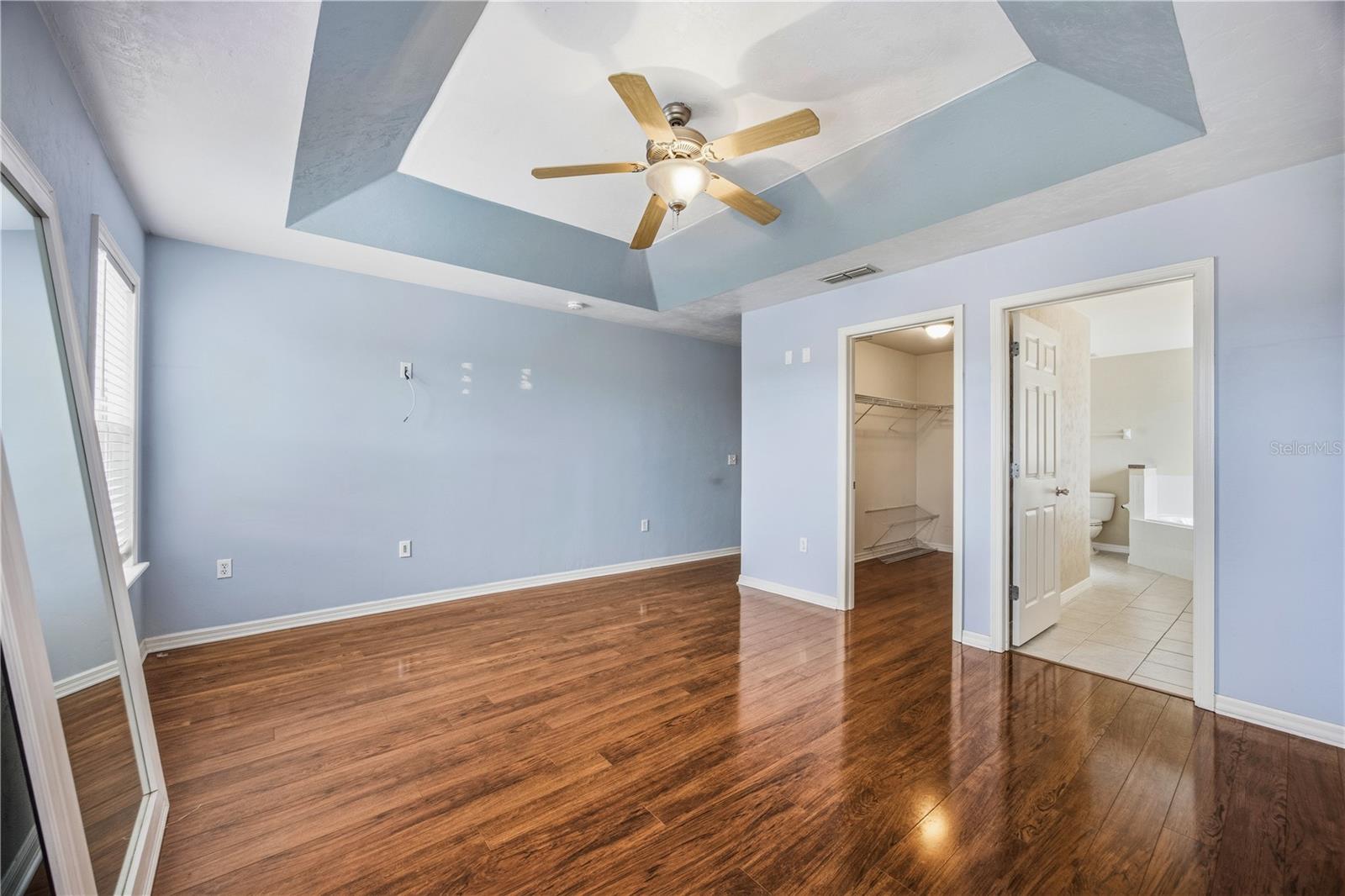 Image 24 of 41 For 25488 10th Avenue