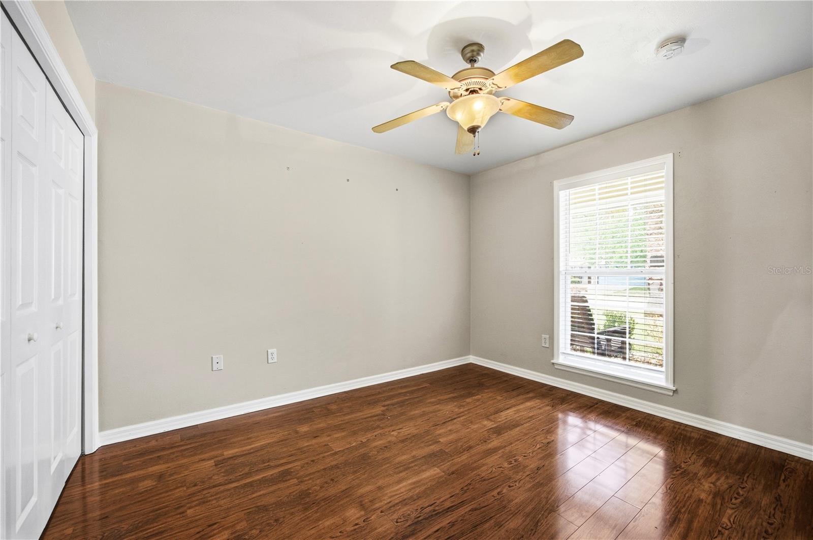 Image 29 of 41 For 25488 10th Avenue