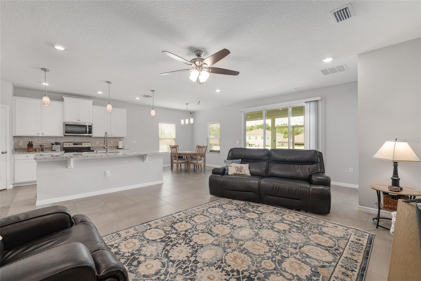 Image 12 of 77 For 17352 172nd Avenue