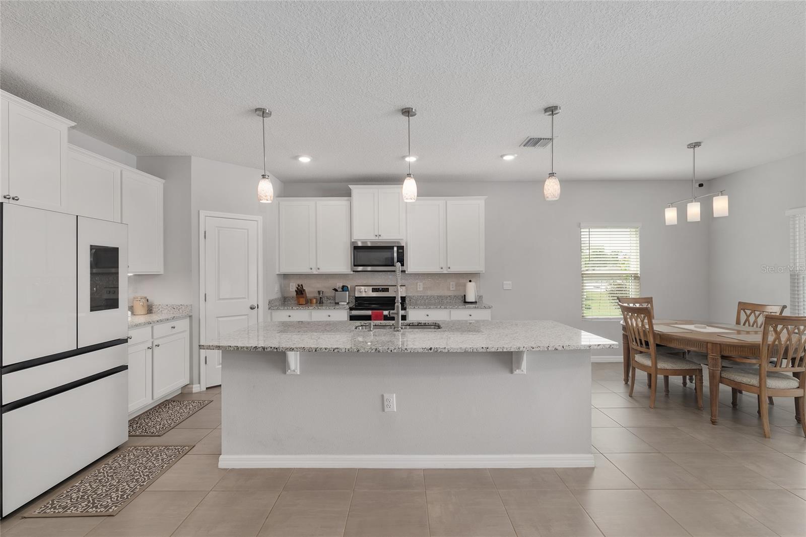 Image 18 of 77 For 17352 172nd Avenue