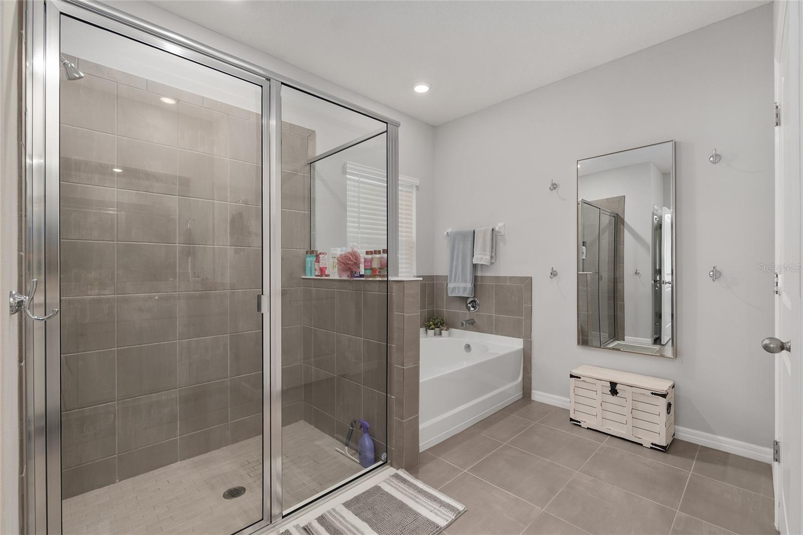 Image 32 of 77 For 17352 172nd Avenue