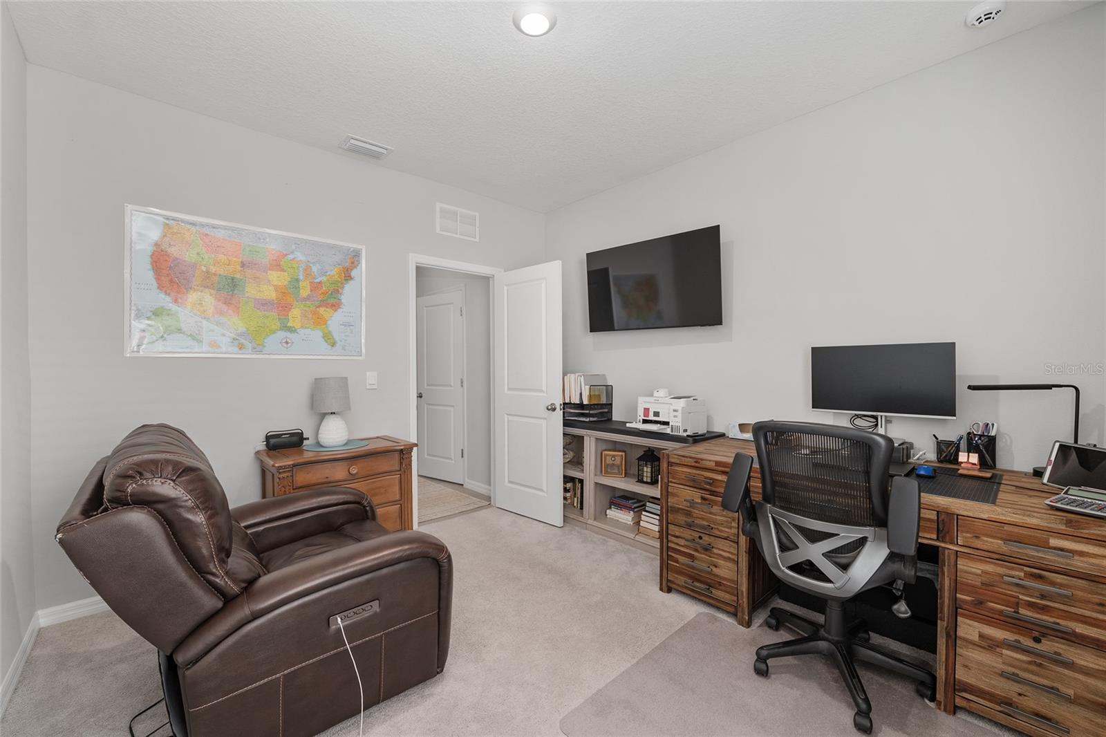 Image 41 of 77 For 17352 172nd Avenue