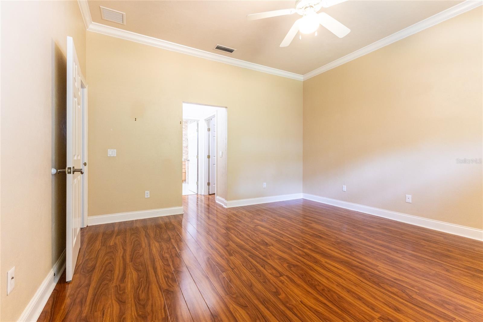 Image 26 of 59 For 2429 93rd Street