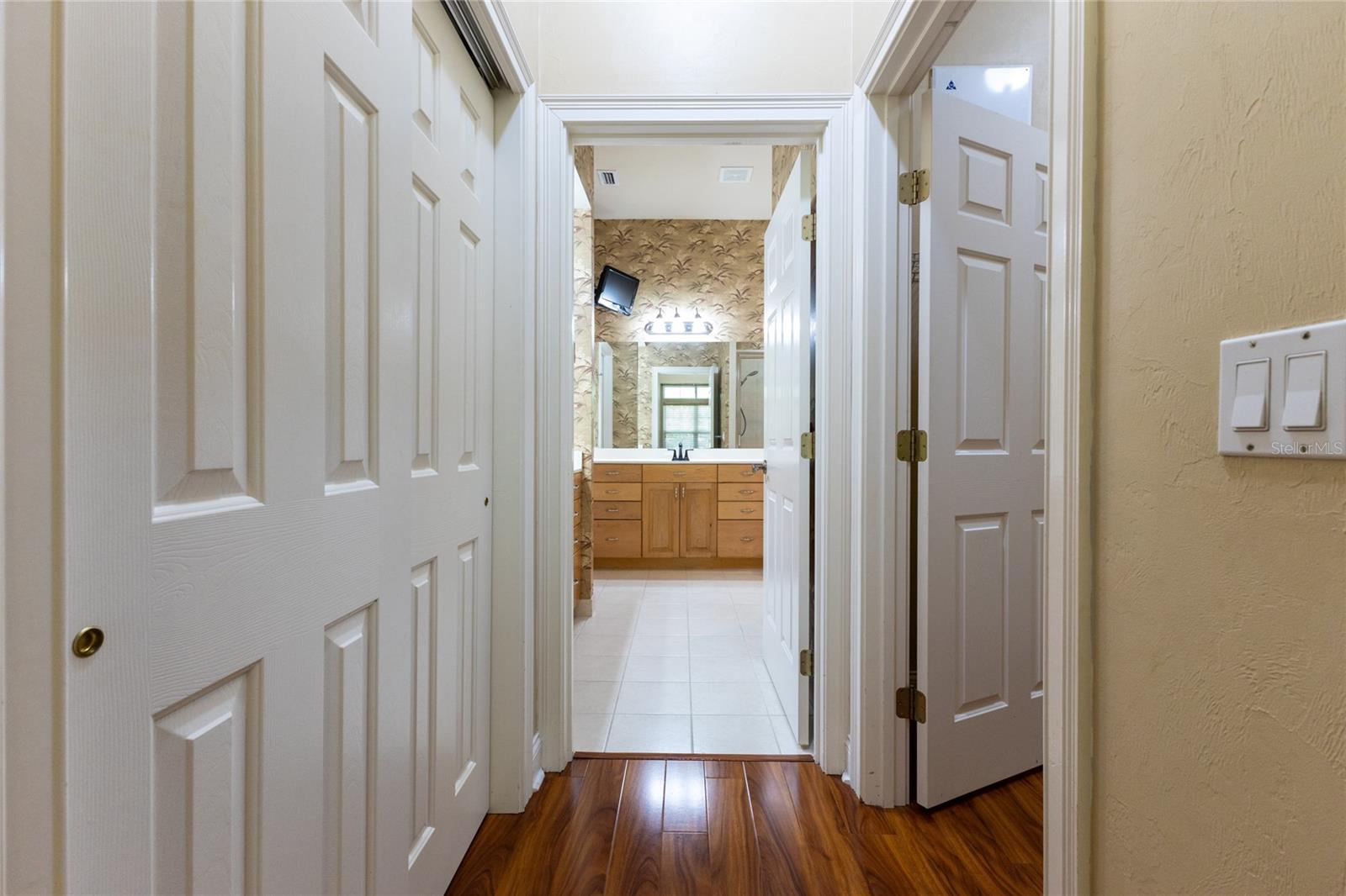 Image 28 of 59 For 2429 93rd Street