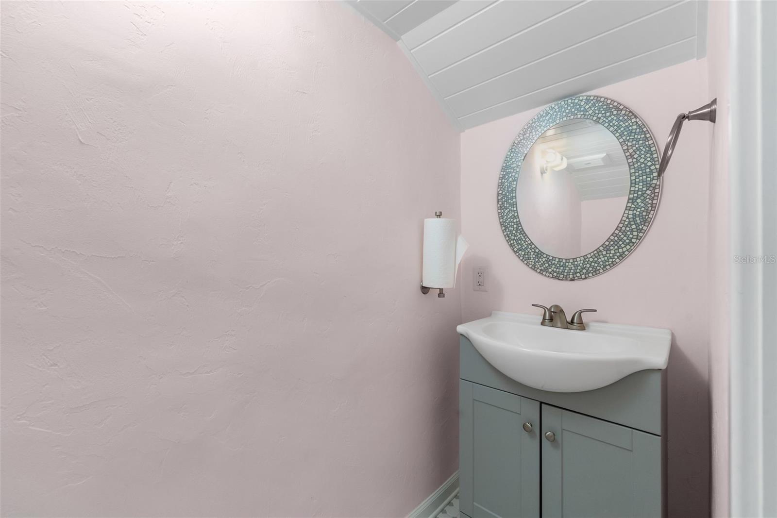 Image 18 of 39 For 8026 221st Street