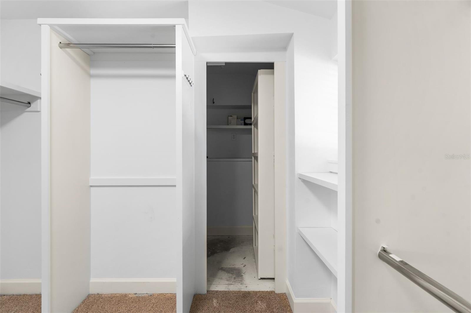 Image 34 of 39 For 8026 221st Street