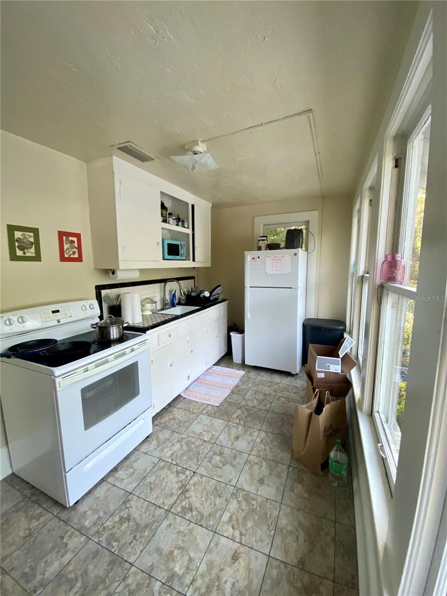 Image 18 of 23 For 1102 3rd Avenue