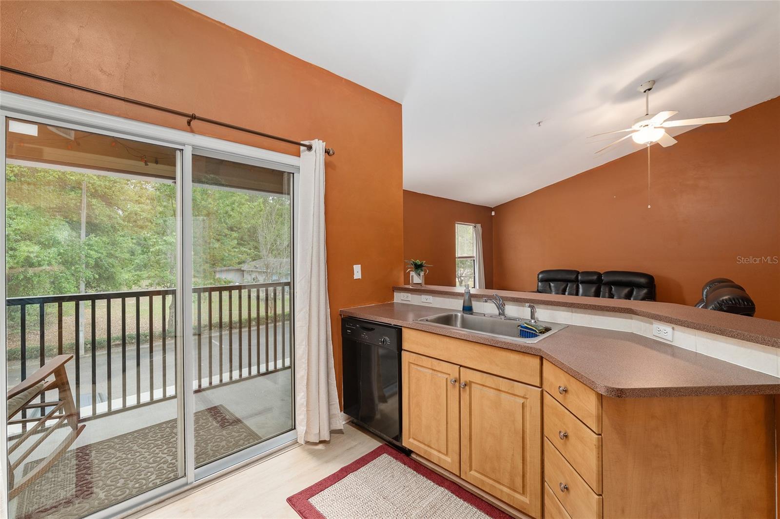 Image 10 of 30 For 4215 31st Drive 204