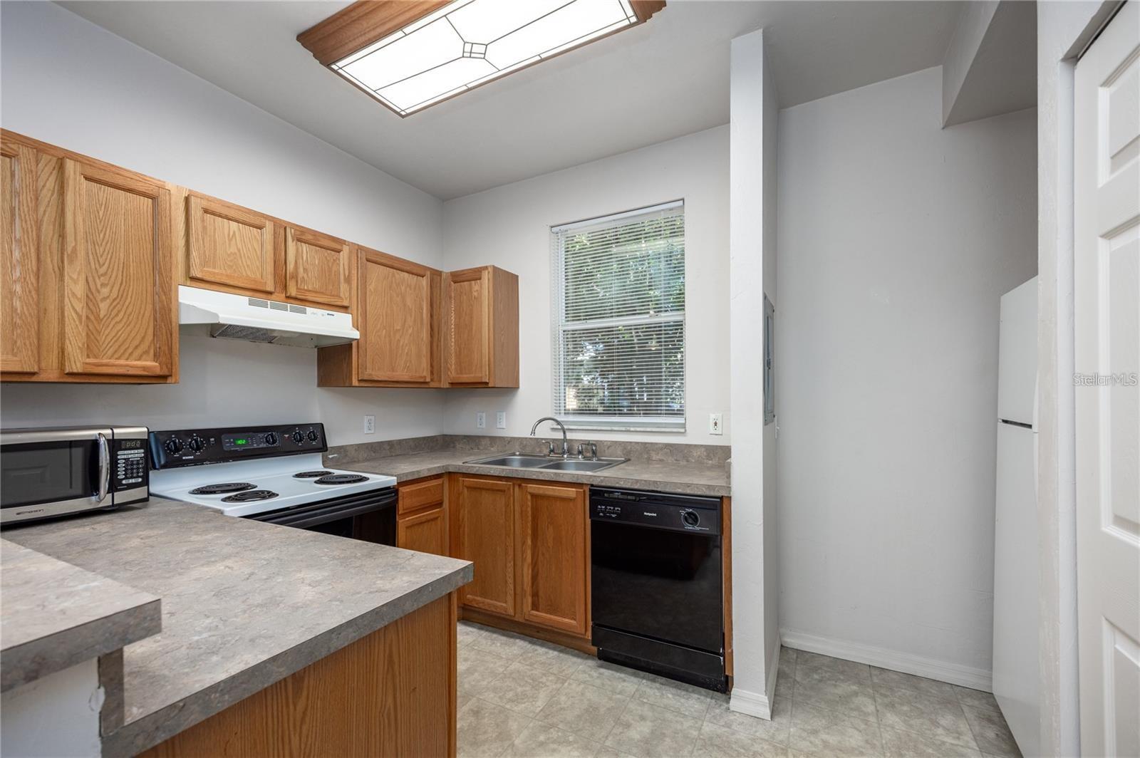 Image 16 of 27 For 3510 50th Way 158