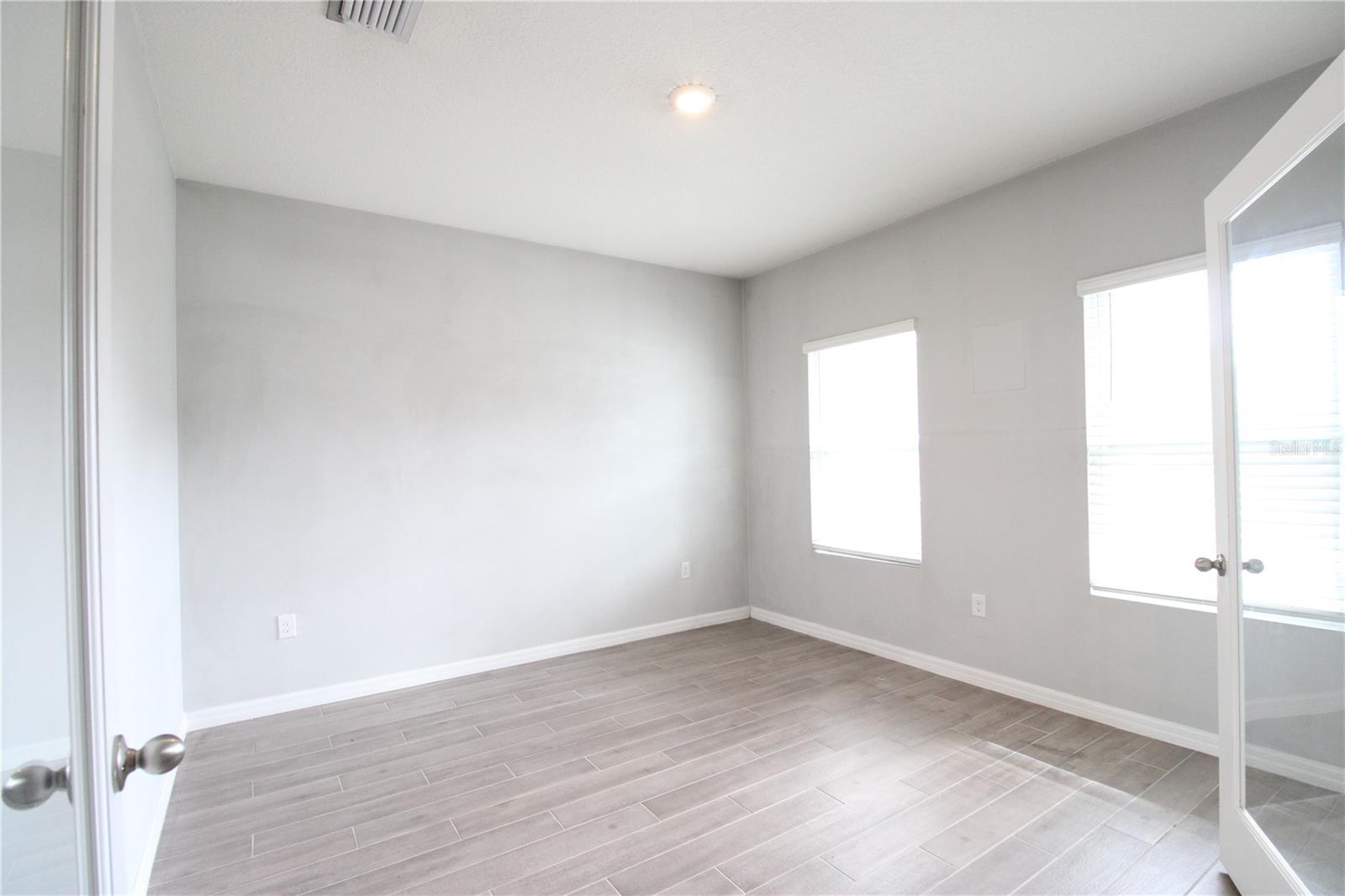 Image 4 of 38 For 1462 136th Terrace