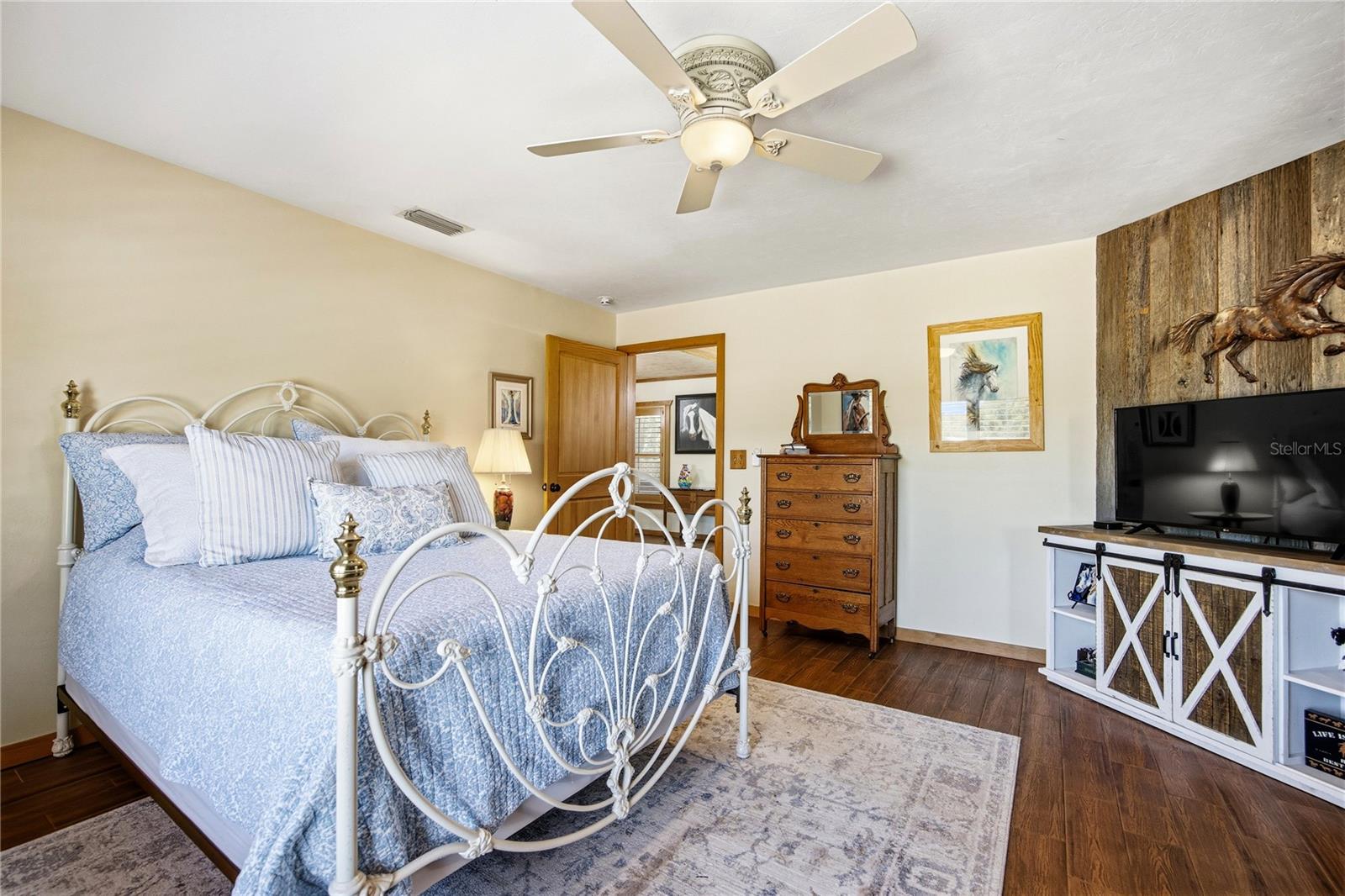 Image 24 of 90 For 9004 226th Street