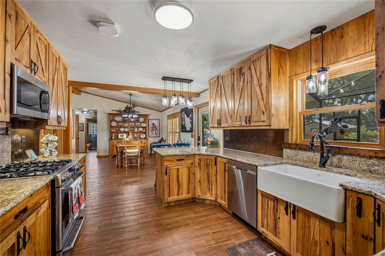 Image 6 of 90 For 9004 226th Street