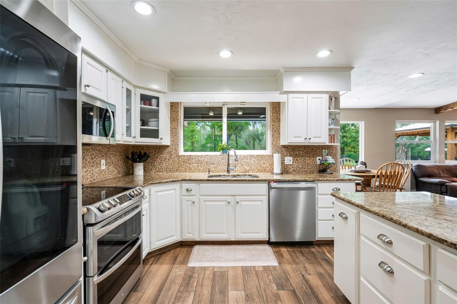 Image 21 of 100 For 13404 36th Avenue