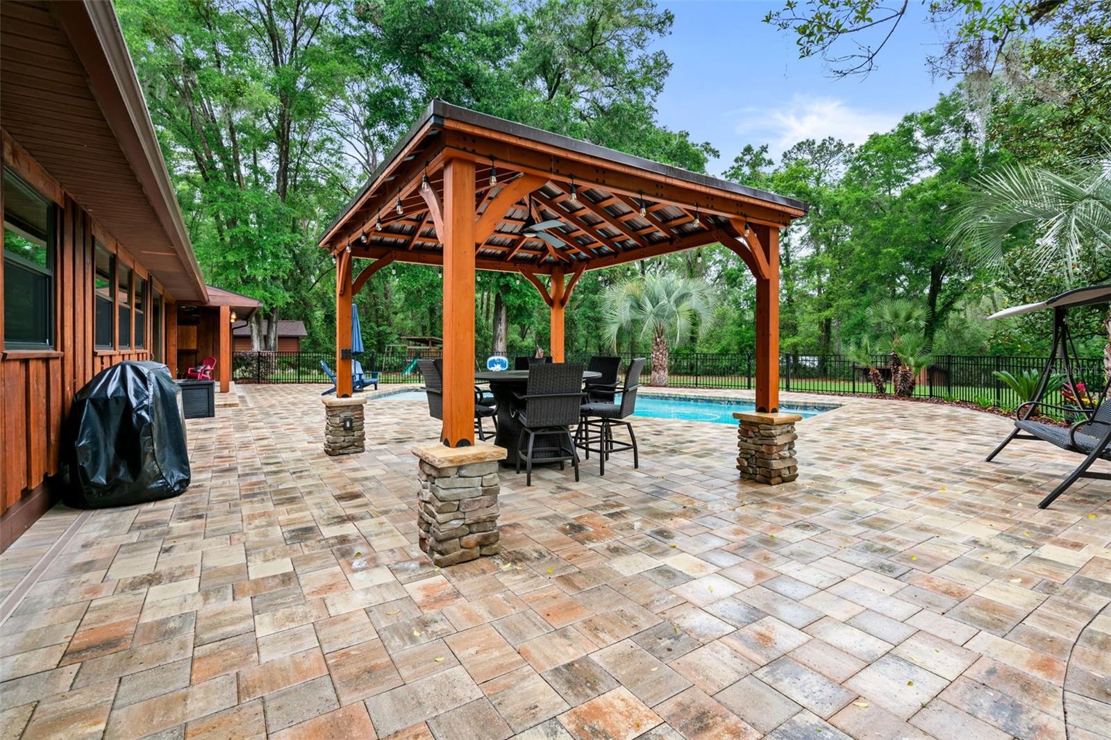 Image 36 of 100 For 13404 36th Avenue