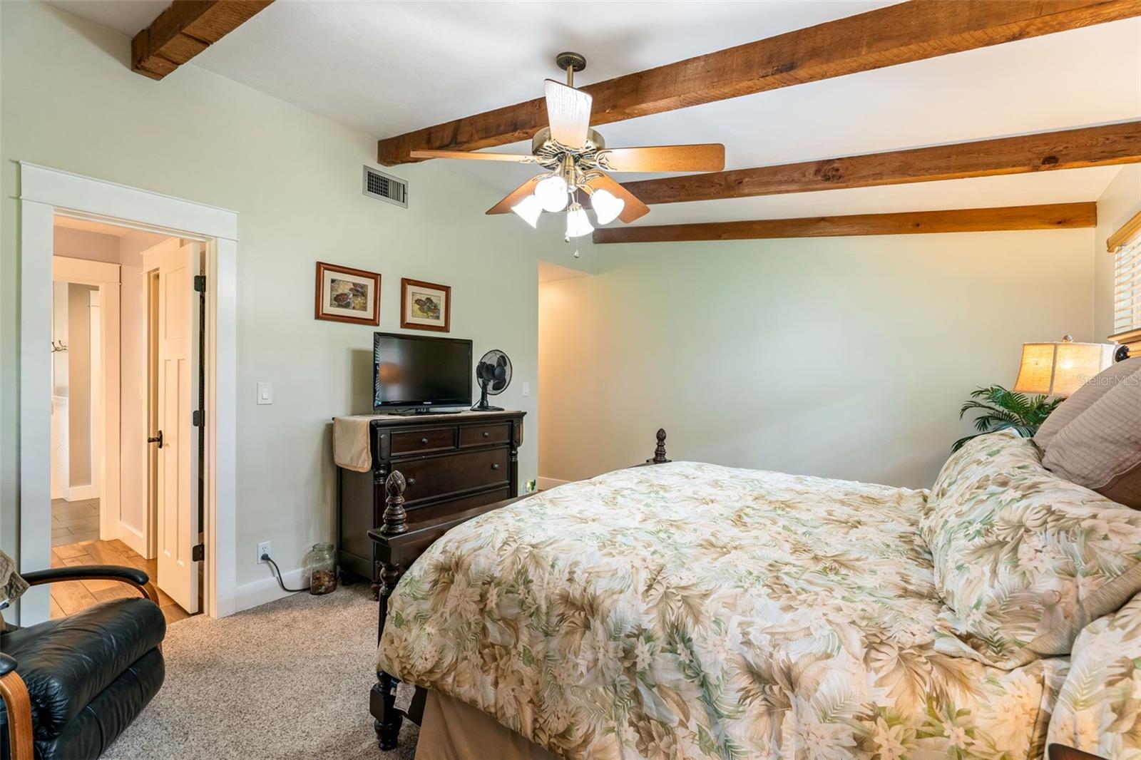 Image 56 of 100 For 13404 36th Avenue