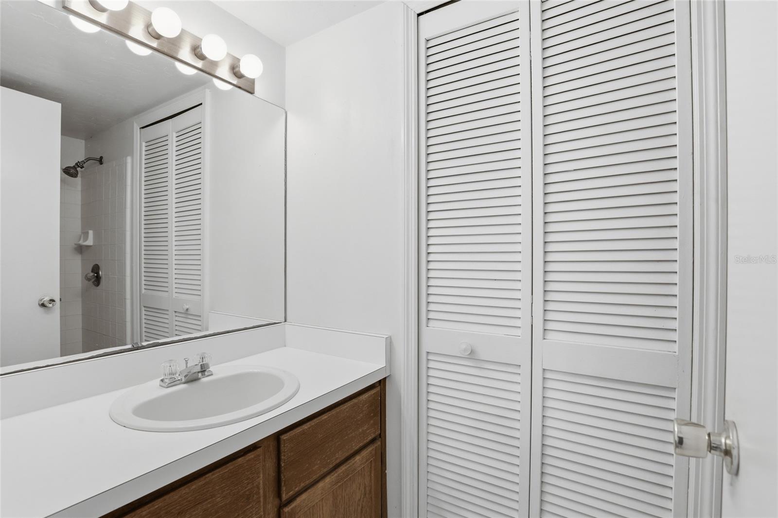 Image 29 of 37 For 826 57th Terrace 120q