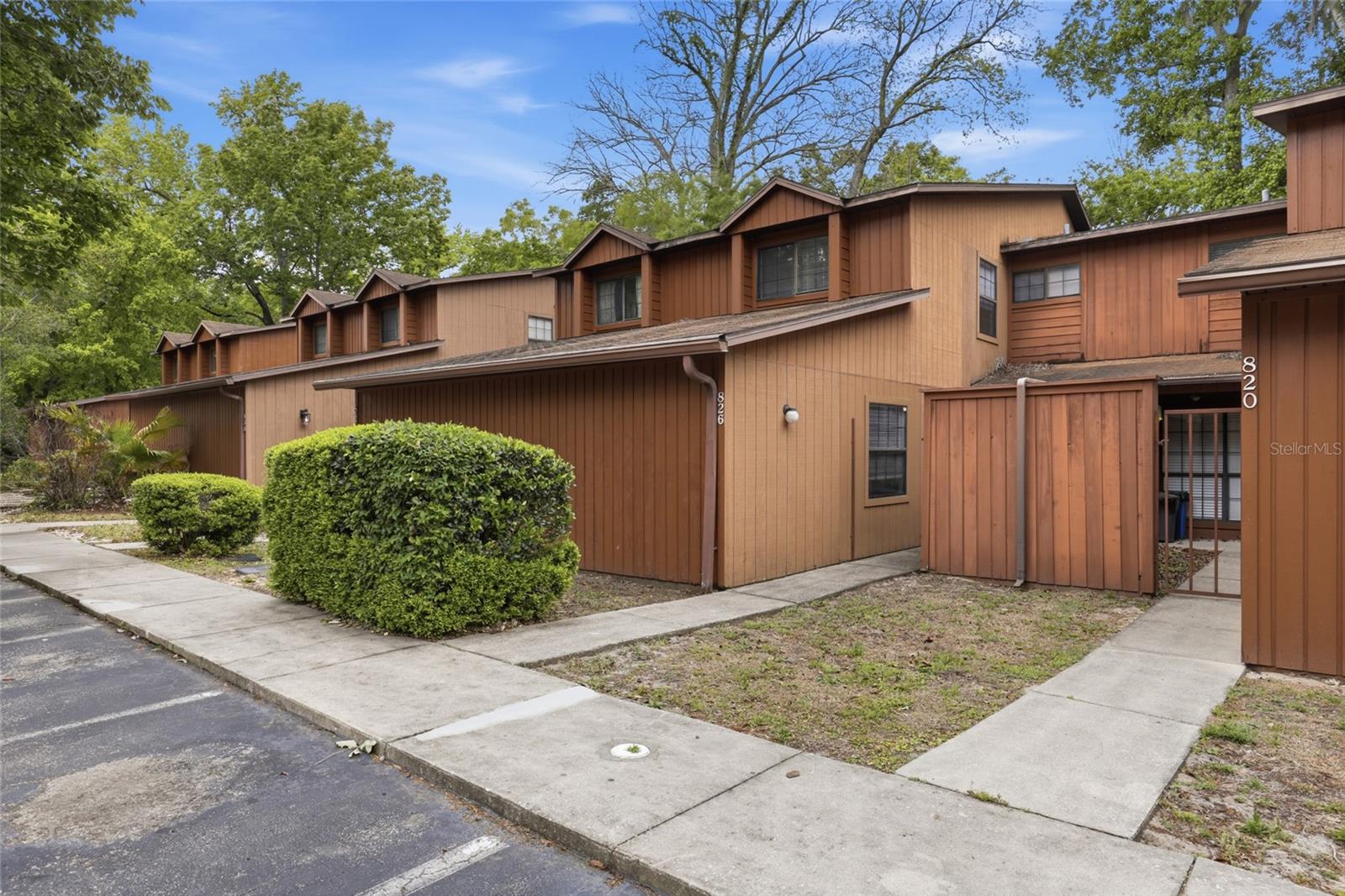 Image 3 of 37 For 826 57th Terrace 120q