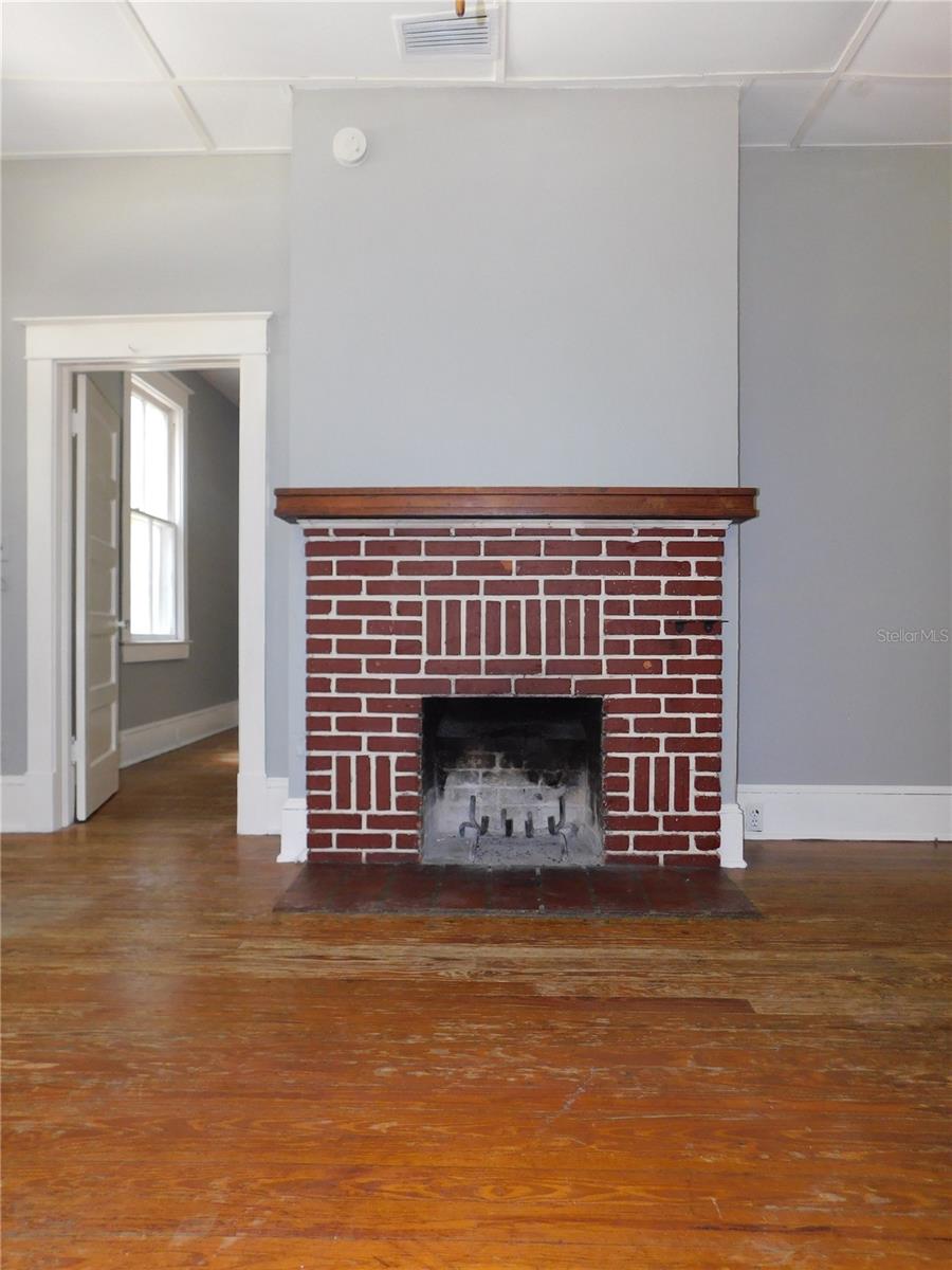 Image 3 of 19 For 541 11th Street