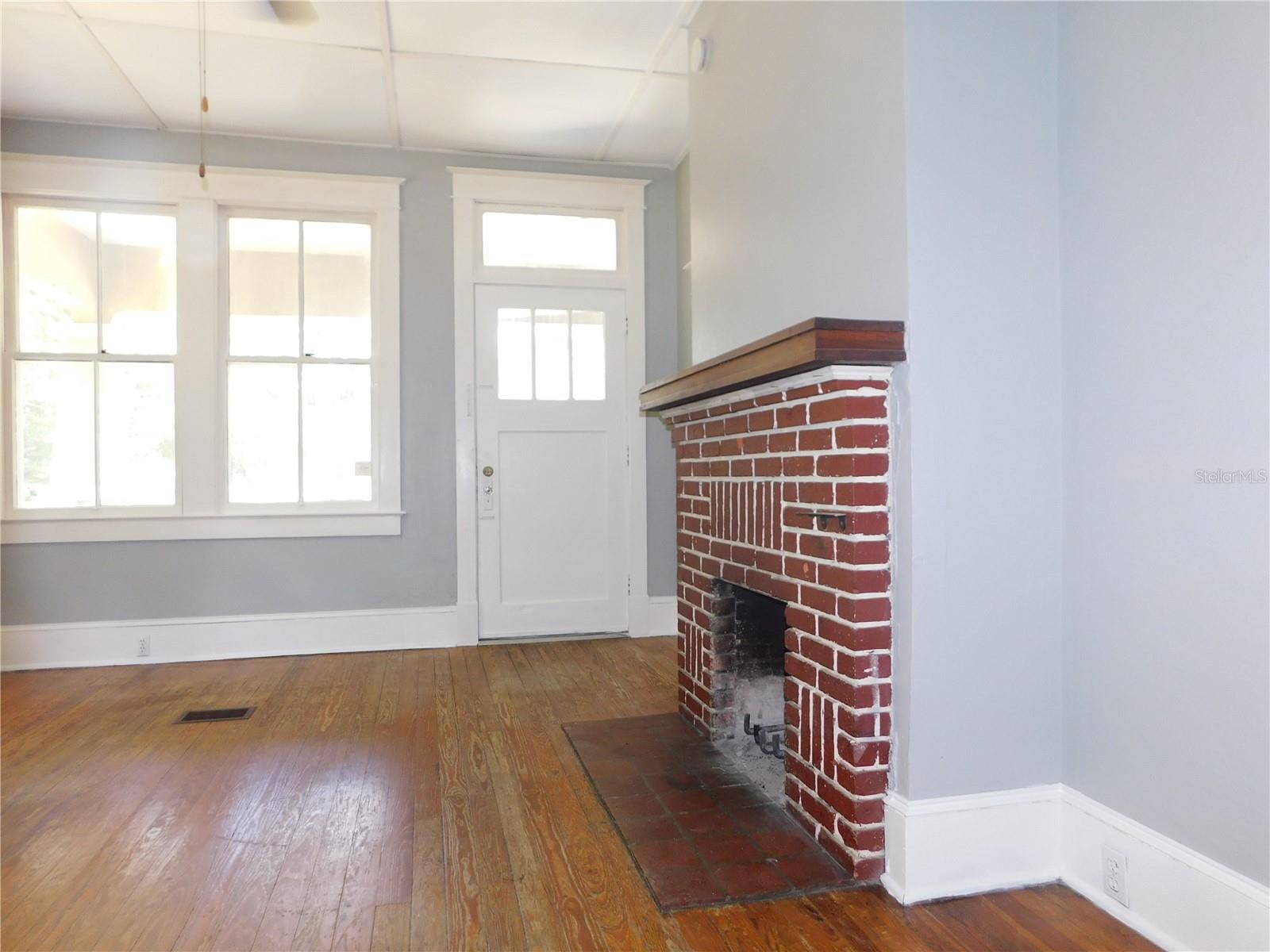 Image 5 of 19 For 541 11th Street