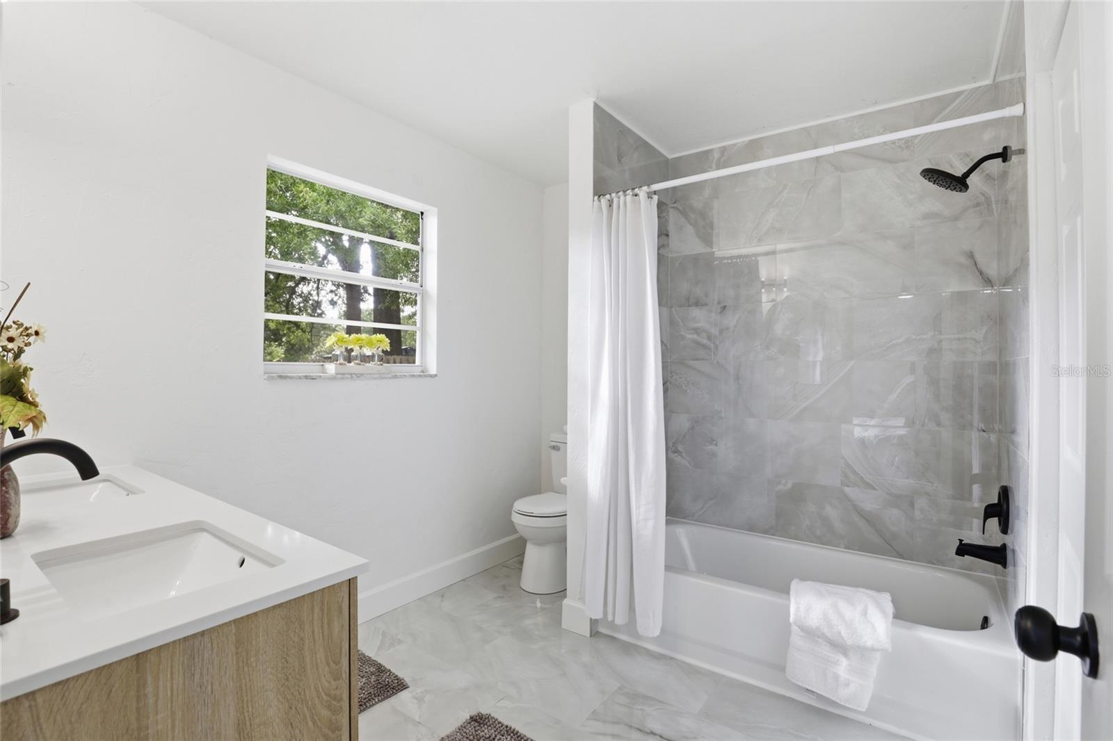 Image 22 of 30 For 6110 38th Terrace