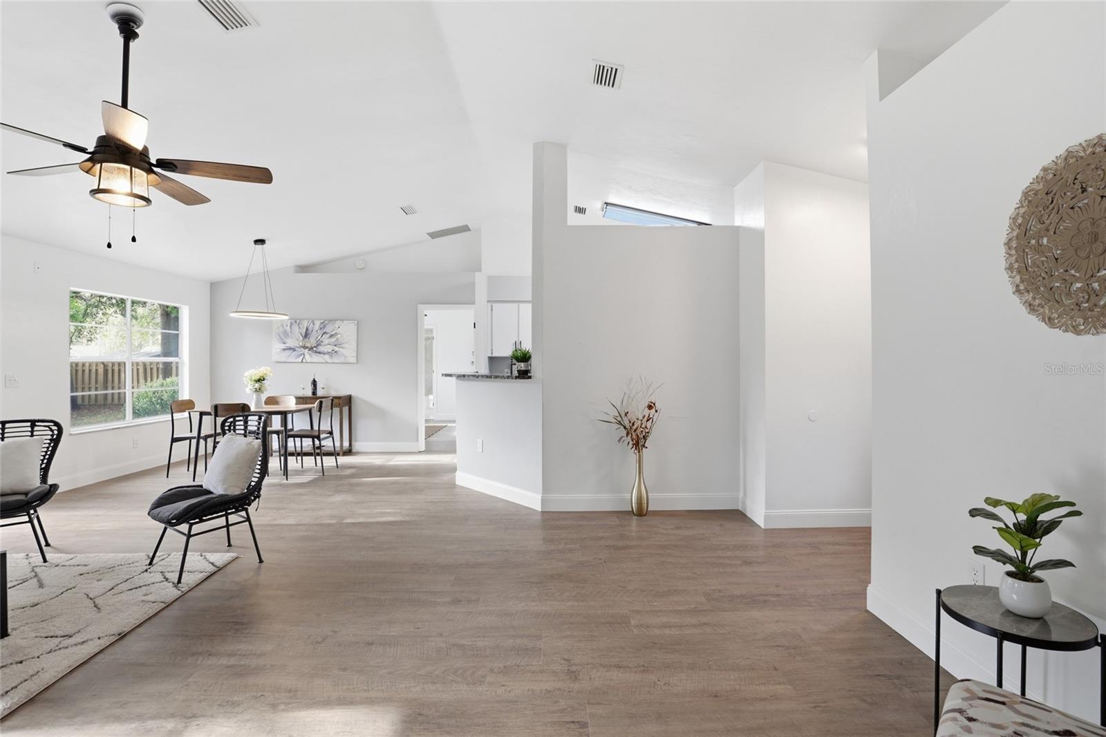 Image 7 of 30 For 6110 38th Terrace