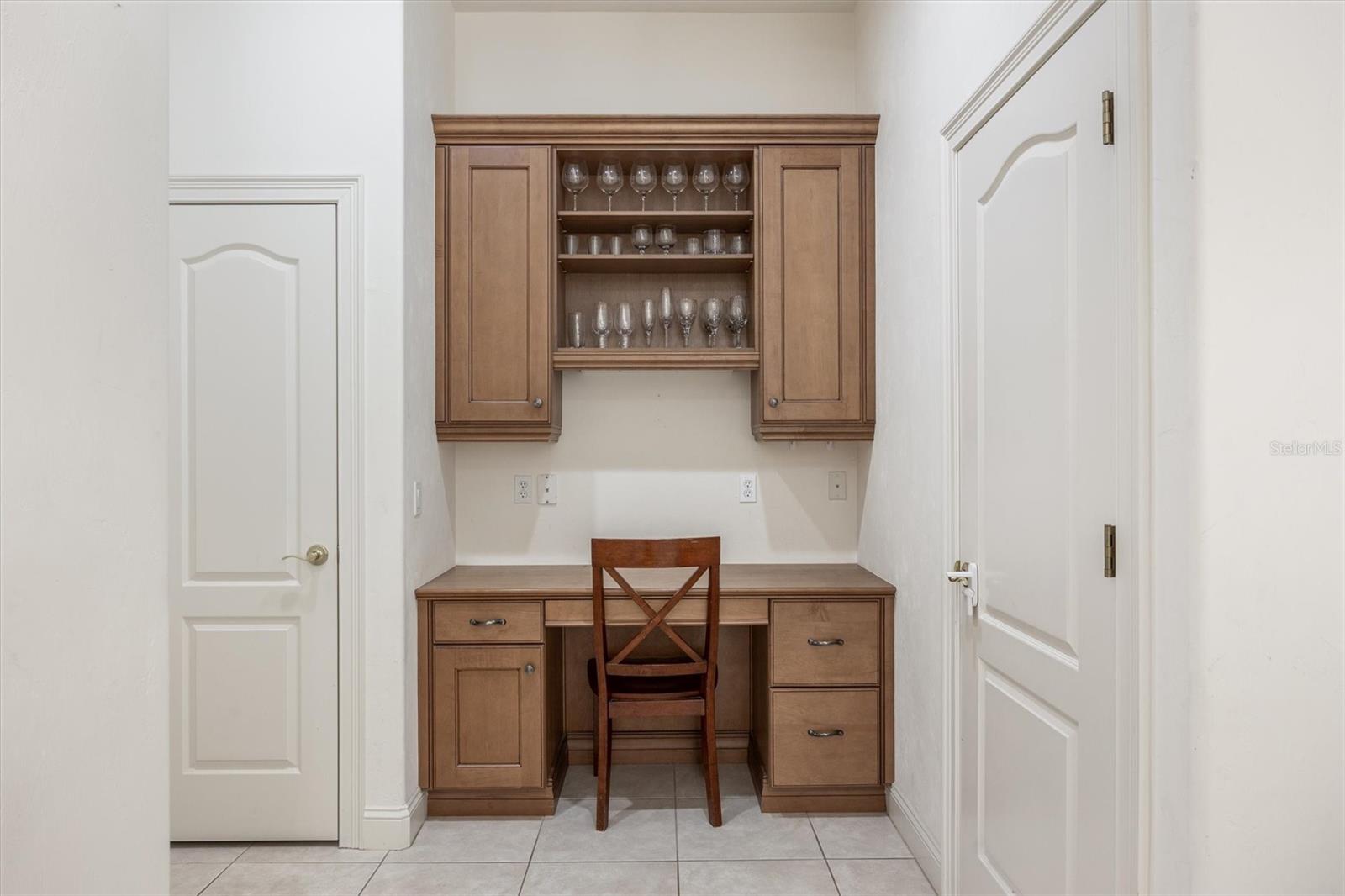 Image 13 of 83 For 4710 58th Street