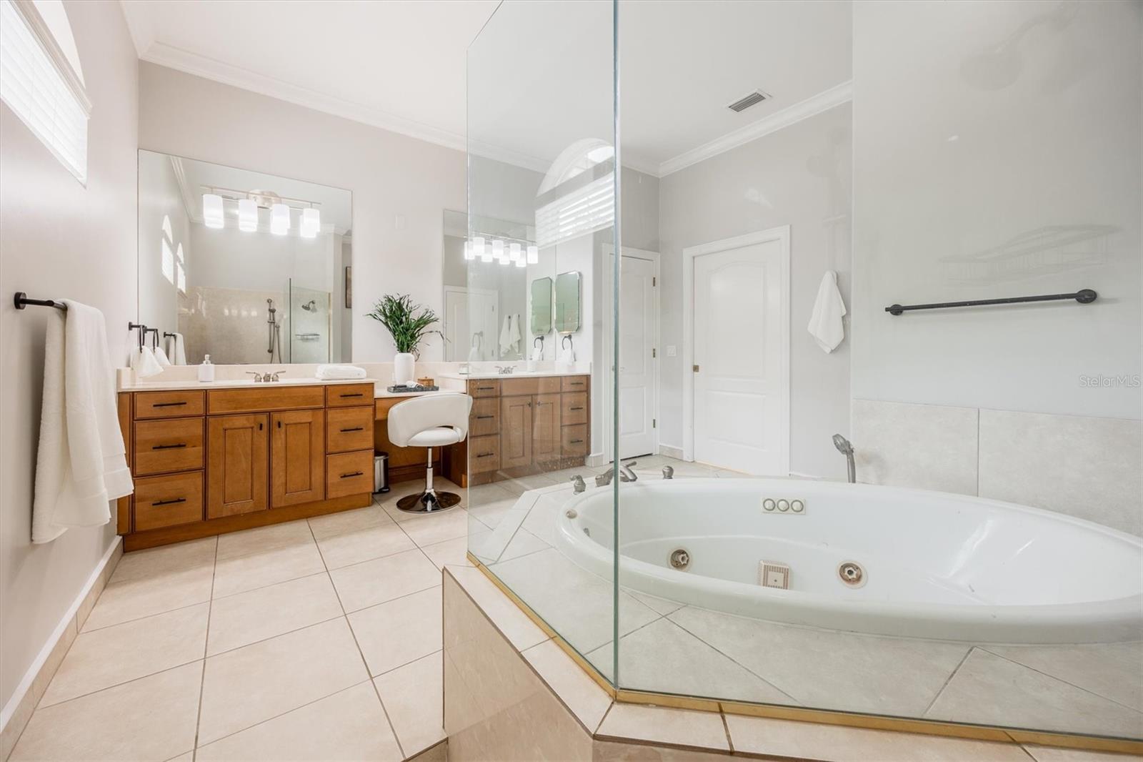 Image 33 of 83 For 4710 58th Street