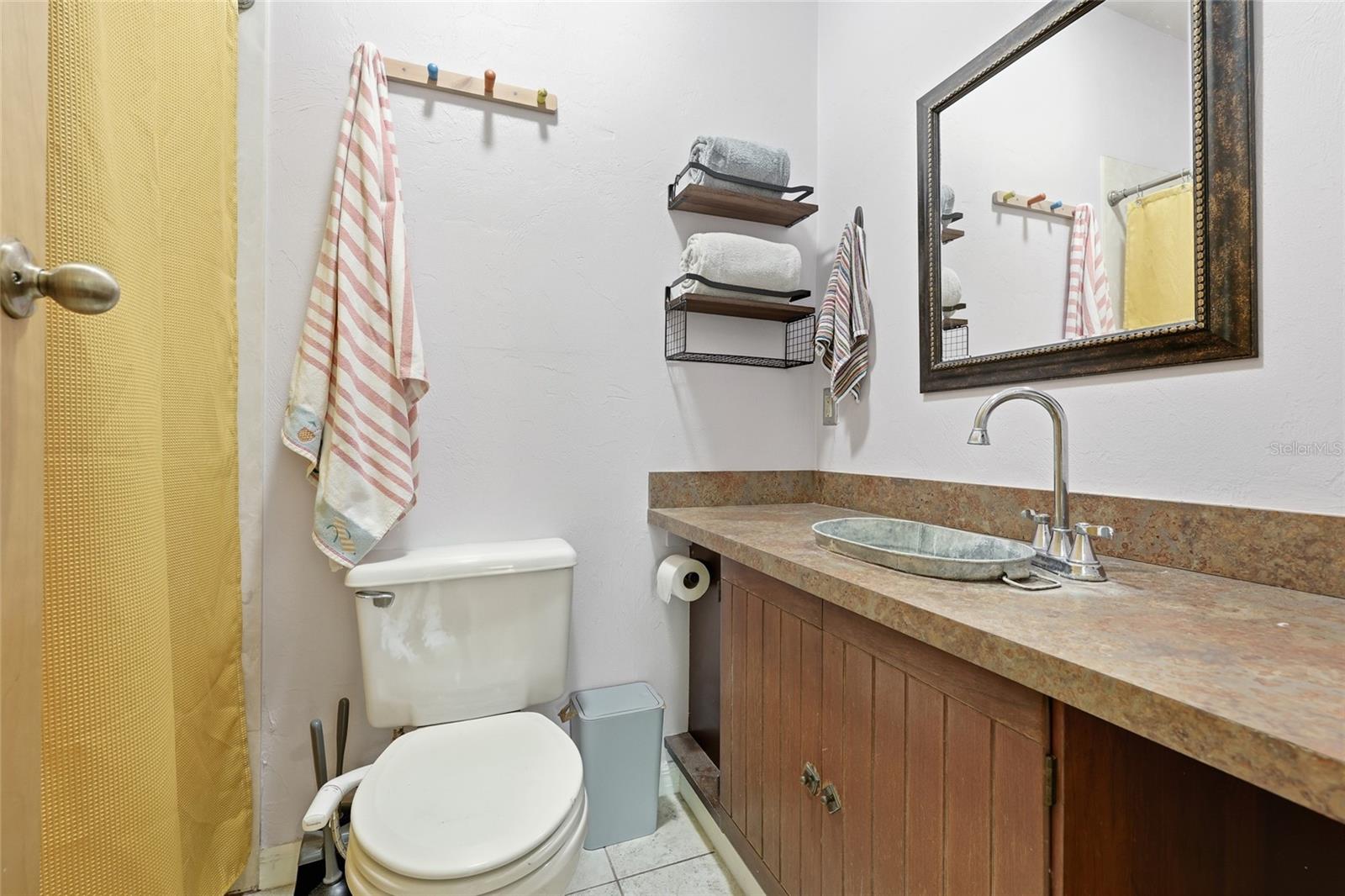 Image 16 of 24 For 637 4th Street