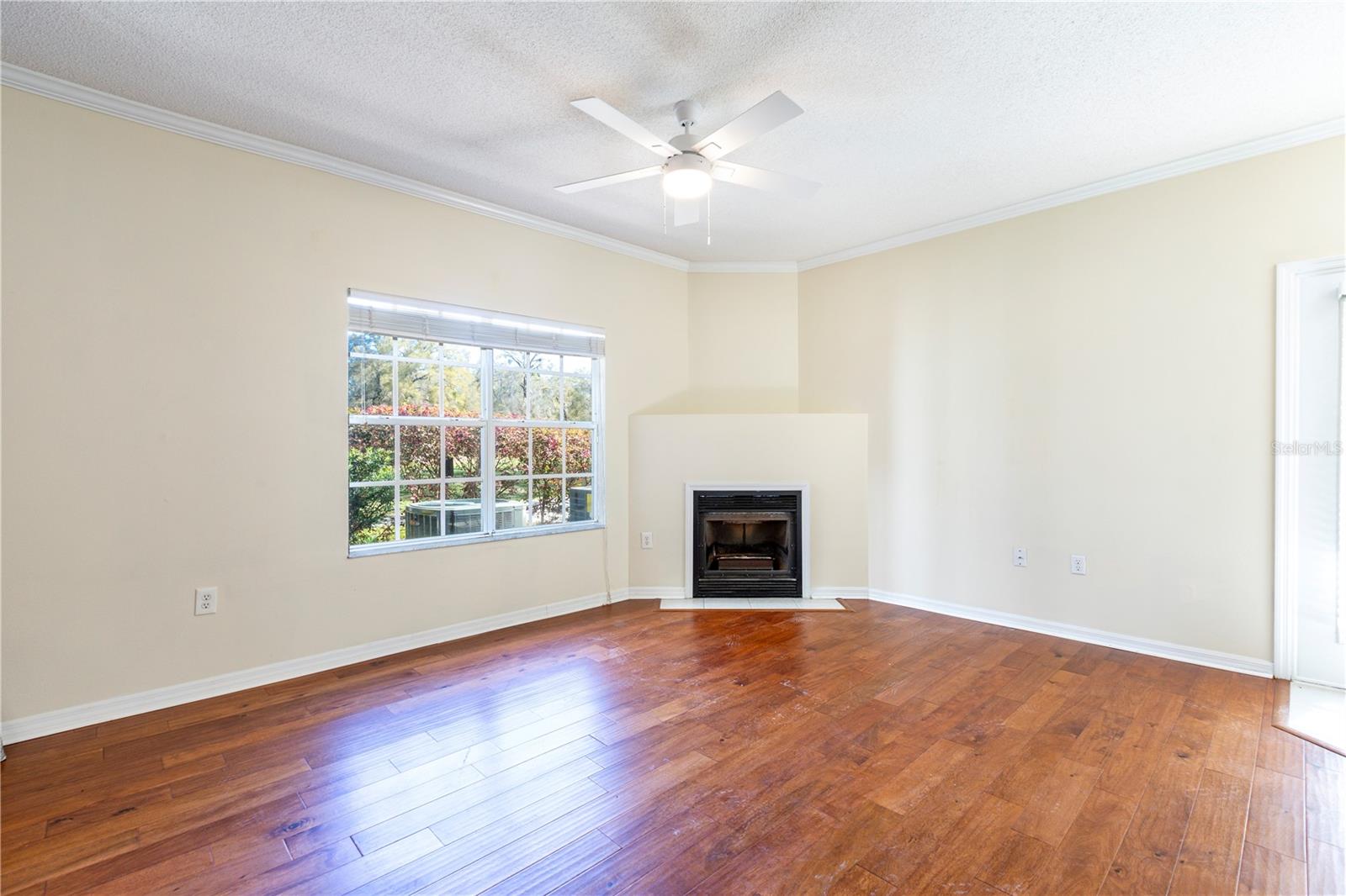 Image 26 of 33 For 10000 52nd Avenue 124