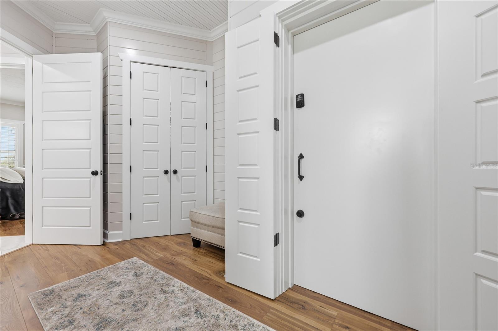 Image 21 of 99 For 11131 Ne 35th Street