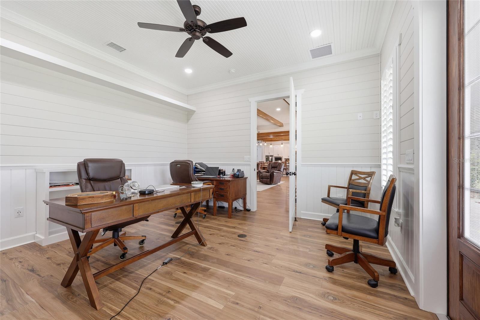 Image 22 of 99 For 11131 Ne 35th Street
