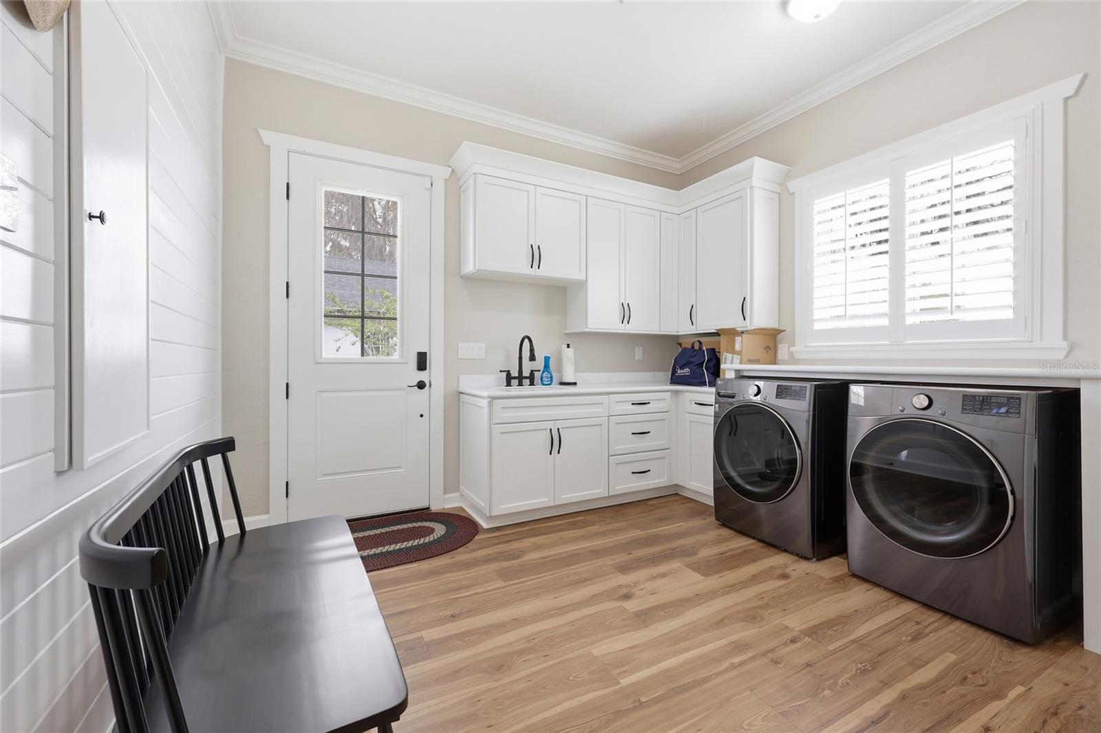 Image 33 of 99 For 11131 Ne 35th Street