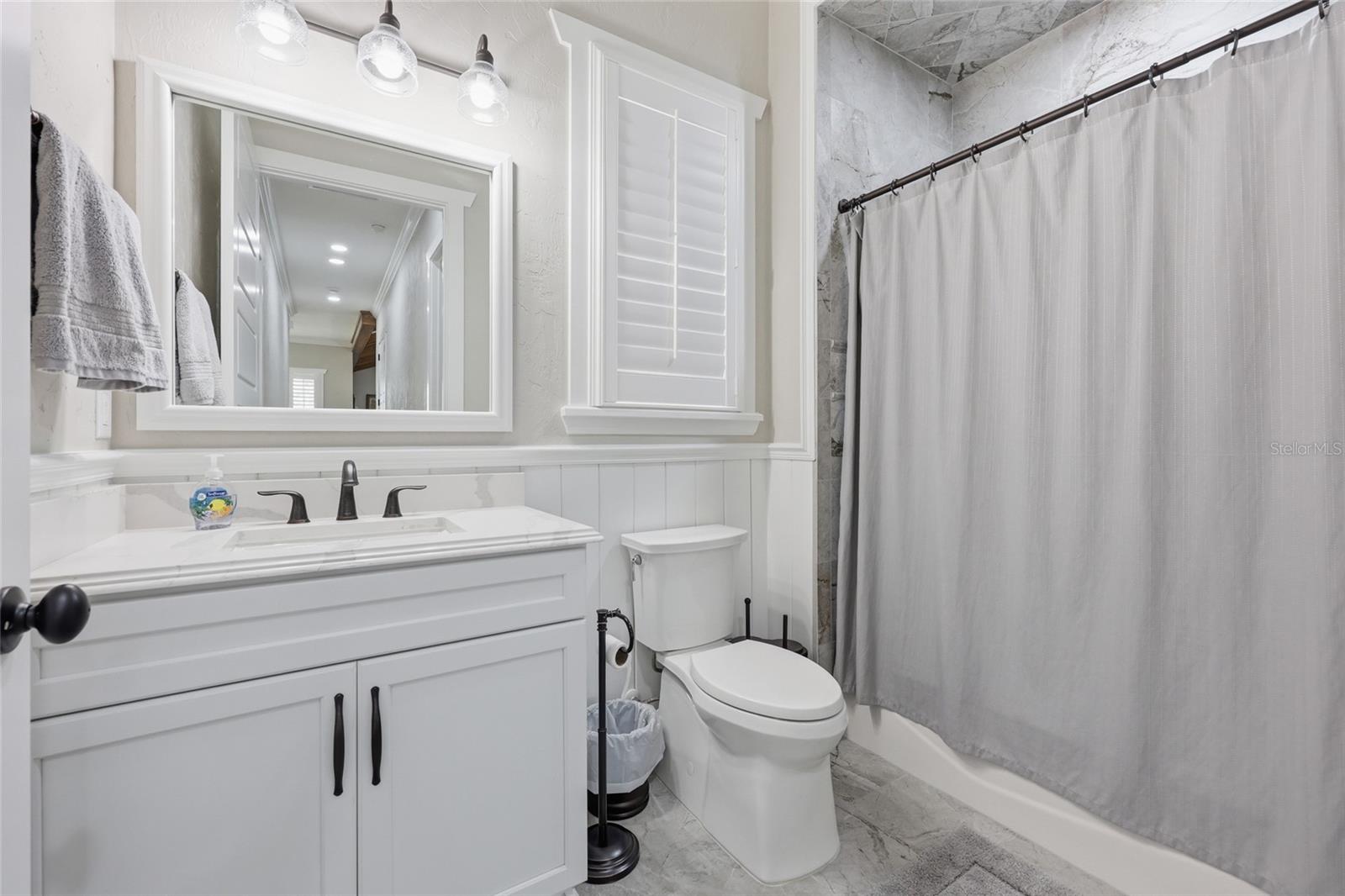 Image 40 of 99 For 11131 Ne 35th Street