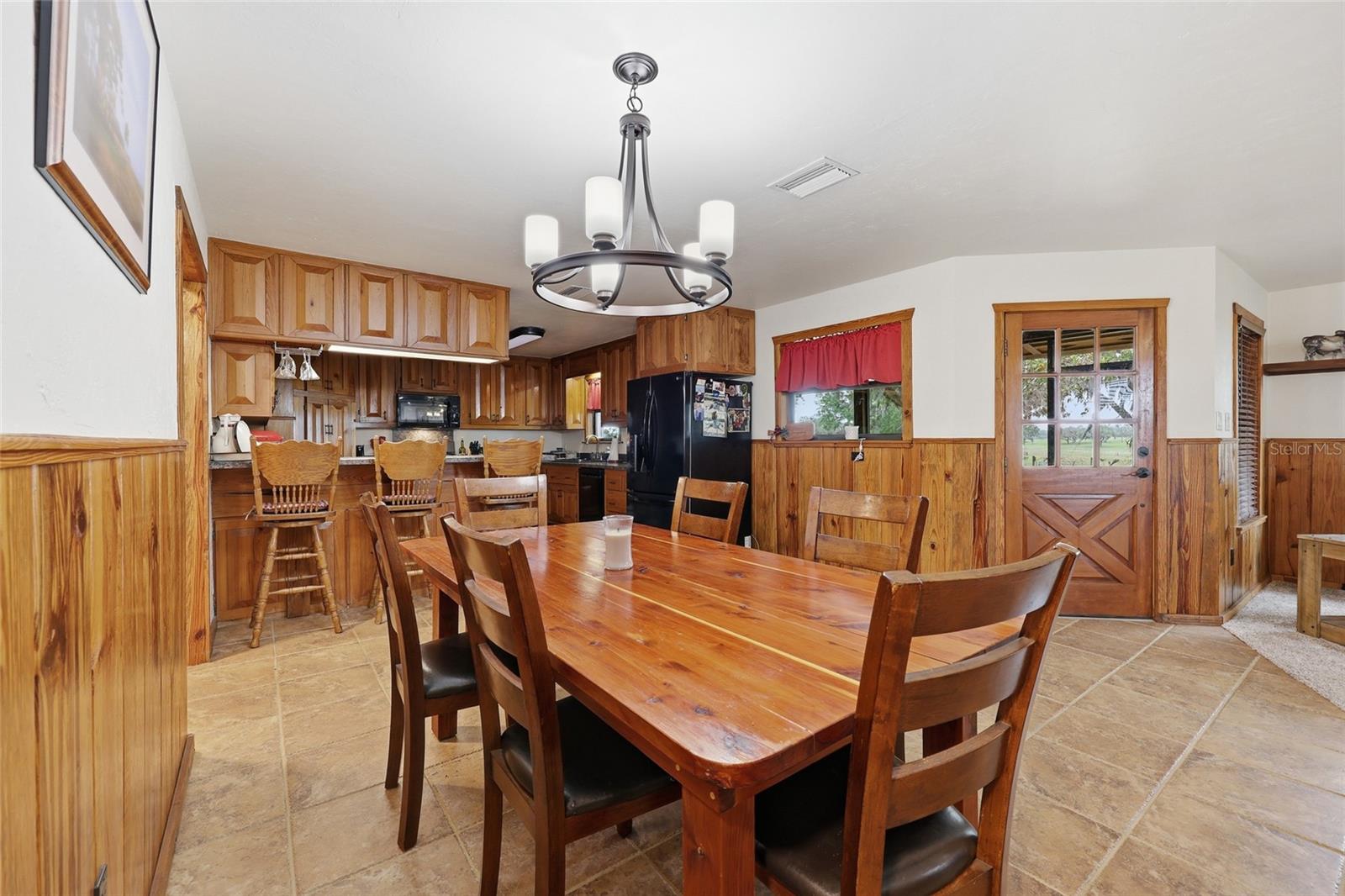 Image 70 of 99 For 11131 Ne 35th Street
