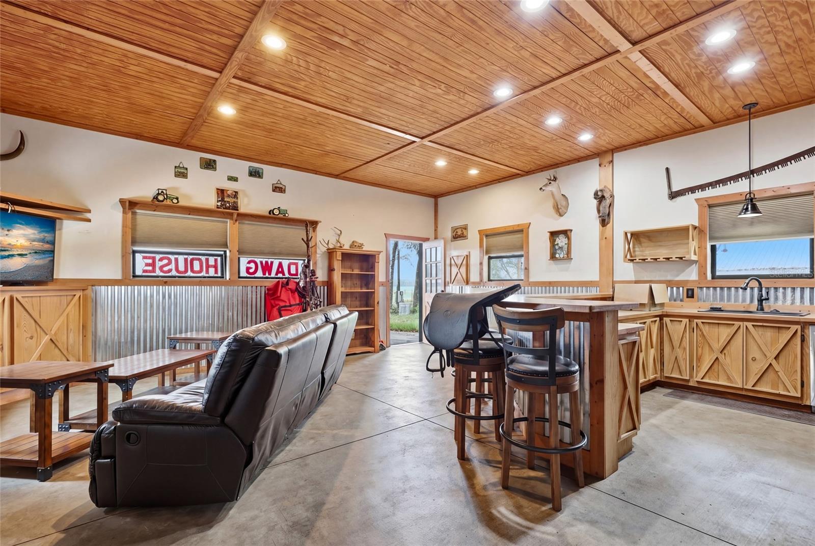 Image 79 of 99 For 11131 Ne 35th Street