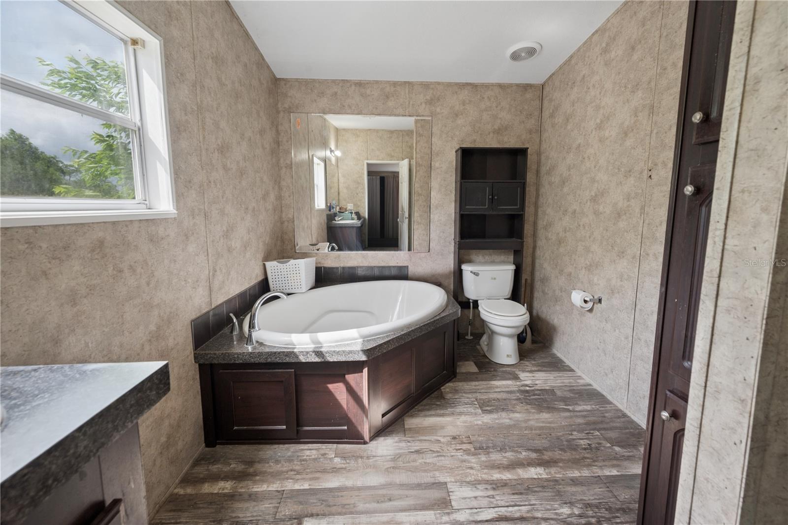 Image 17 of 30 For 16535 86th Trail