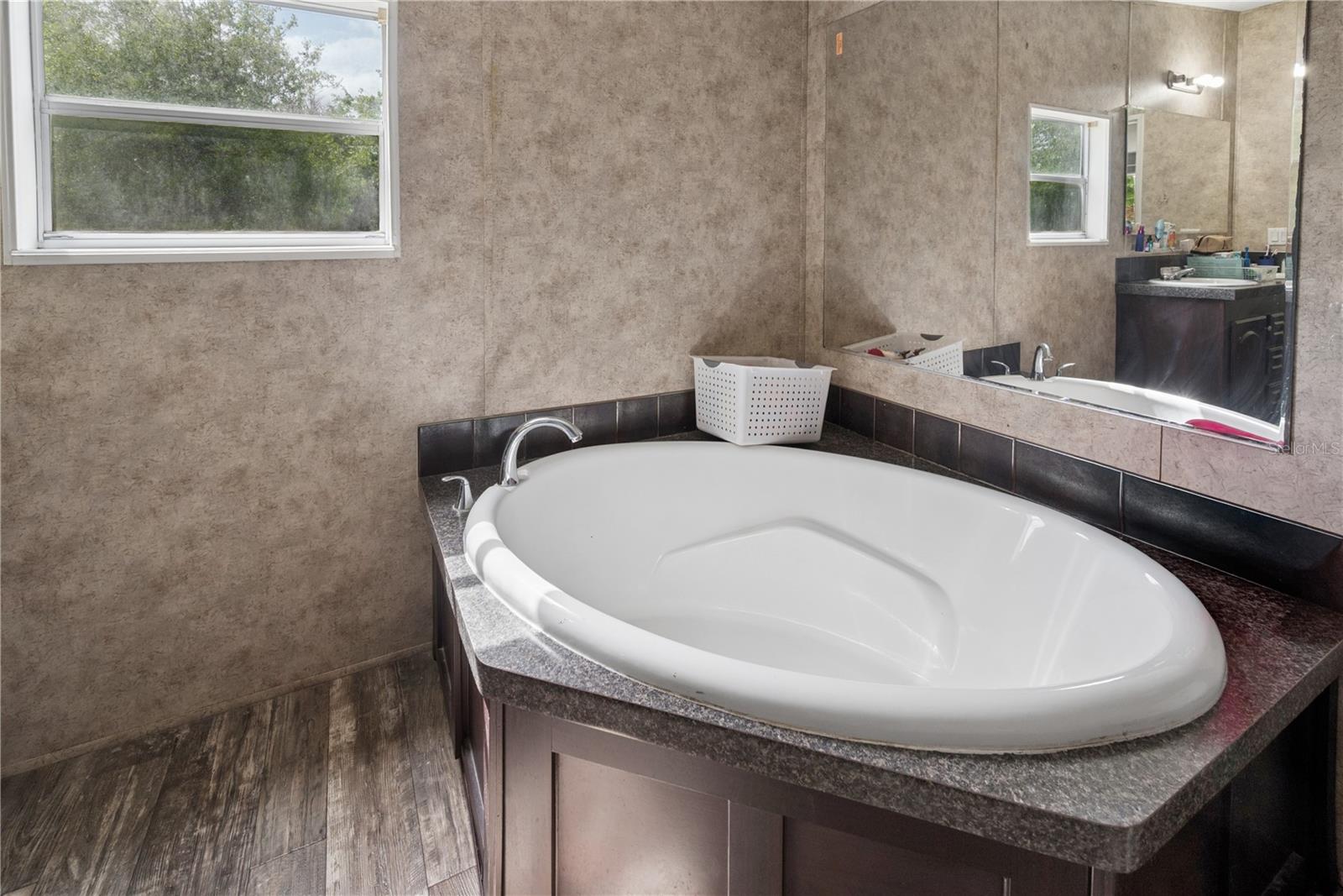 Image 19 of 30 For 16535 86th Trail