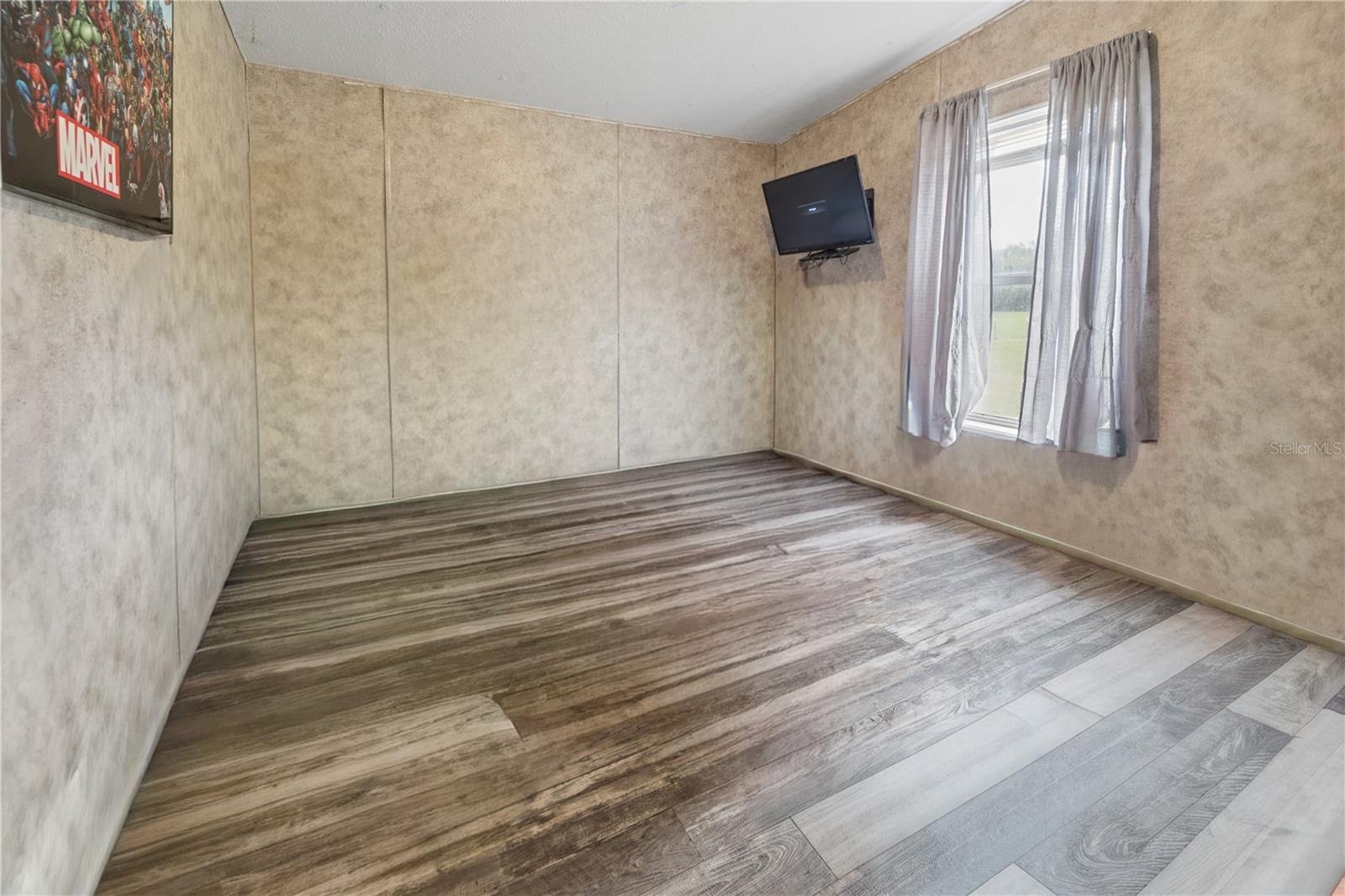 Image 23 of 30 For 16535 86th Trail