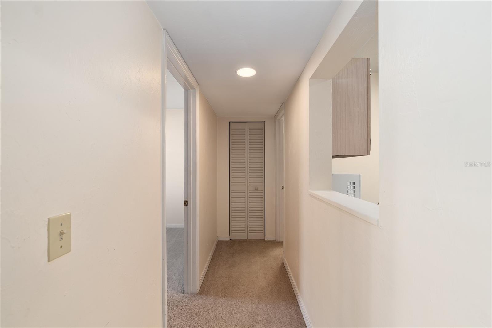 Image 21 of 35 For 2360 Archer Road 706